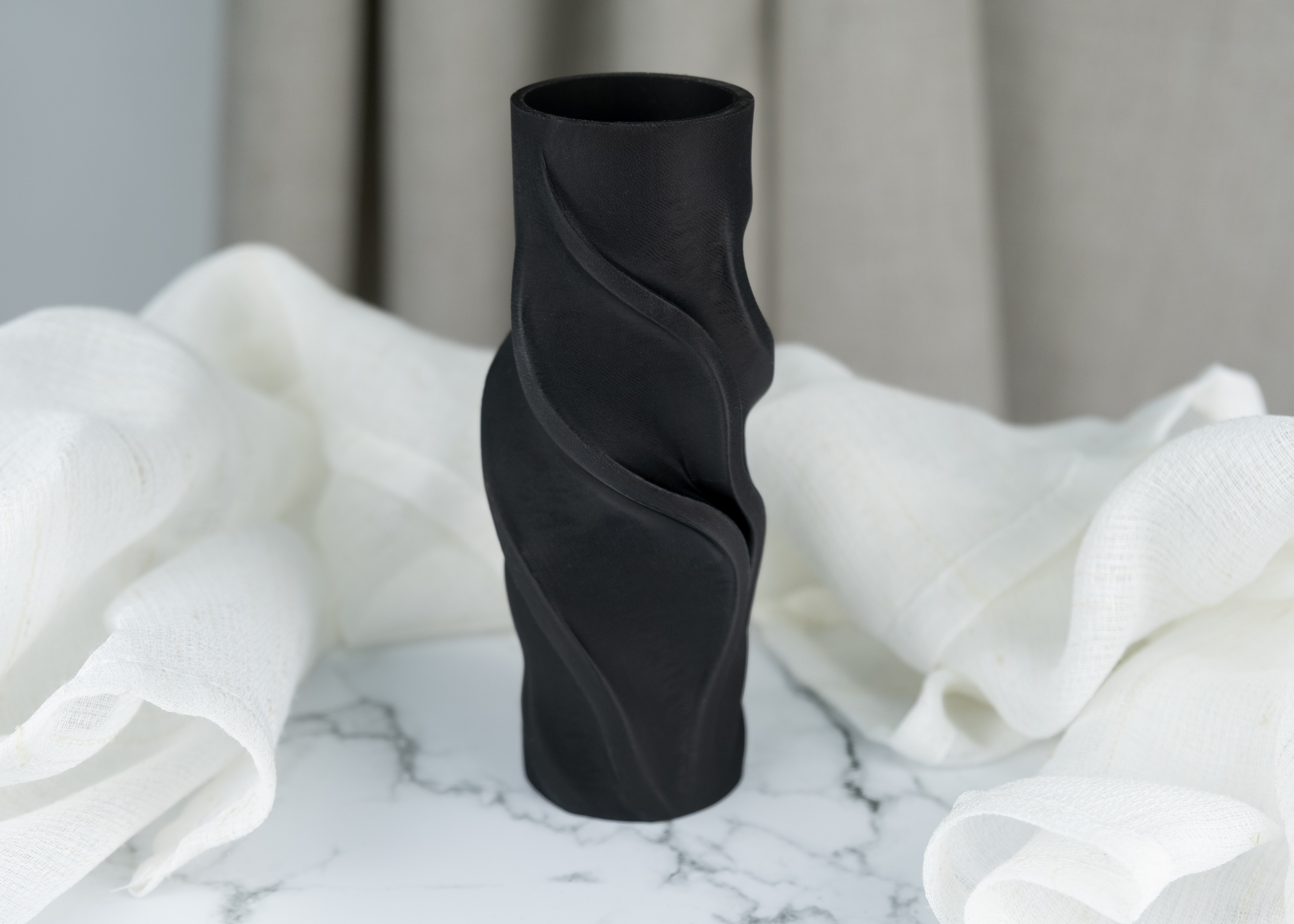 Miniatura 2 do modelo 3D Spiral Flow Vase