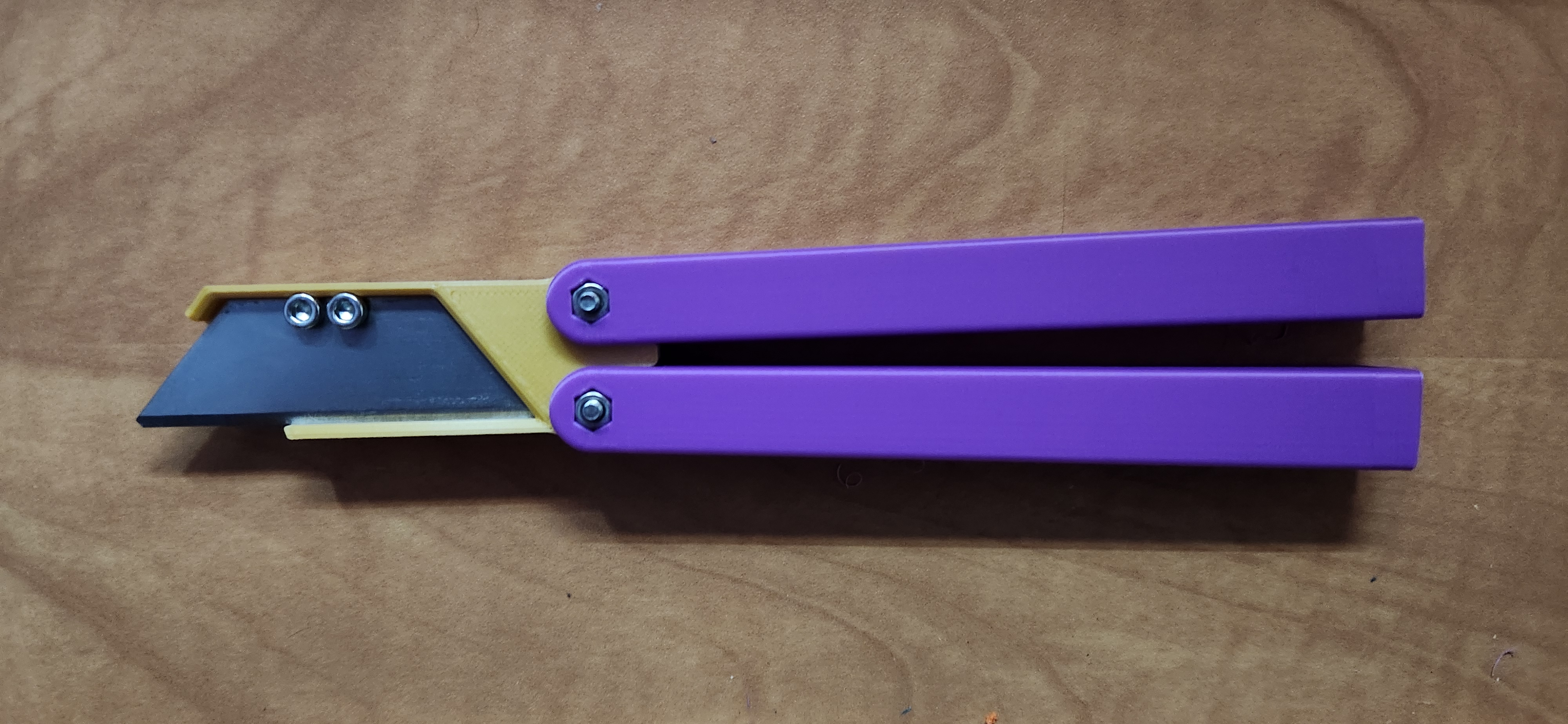 Utility Knife Balisong Full size