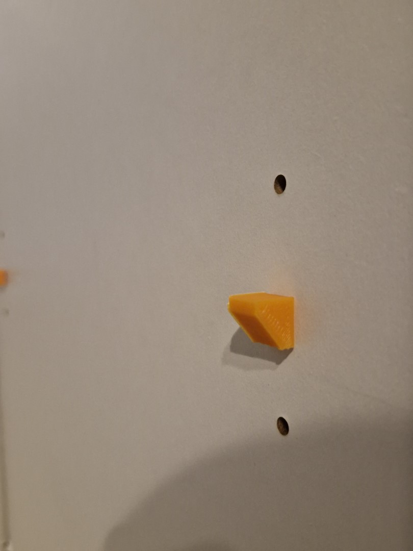Closet shelf pin
