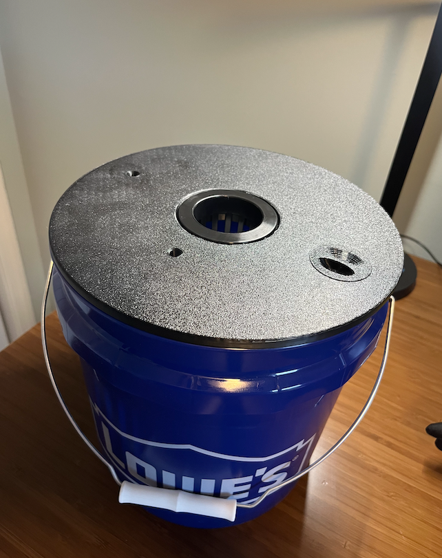 Lowes 2-Gallon Bucket DWC Hydroponic Lid