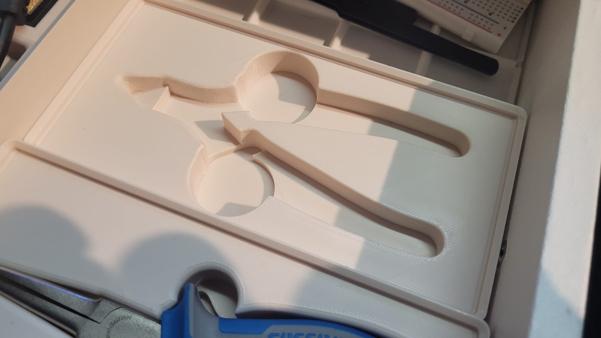 Miniatura 2 do modelo 3D Gridfinity Wire Cutter