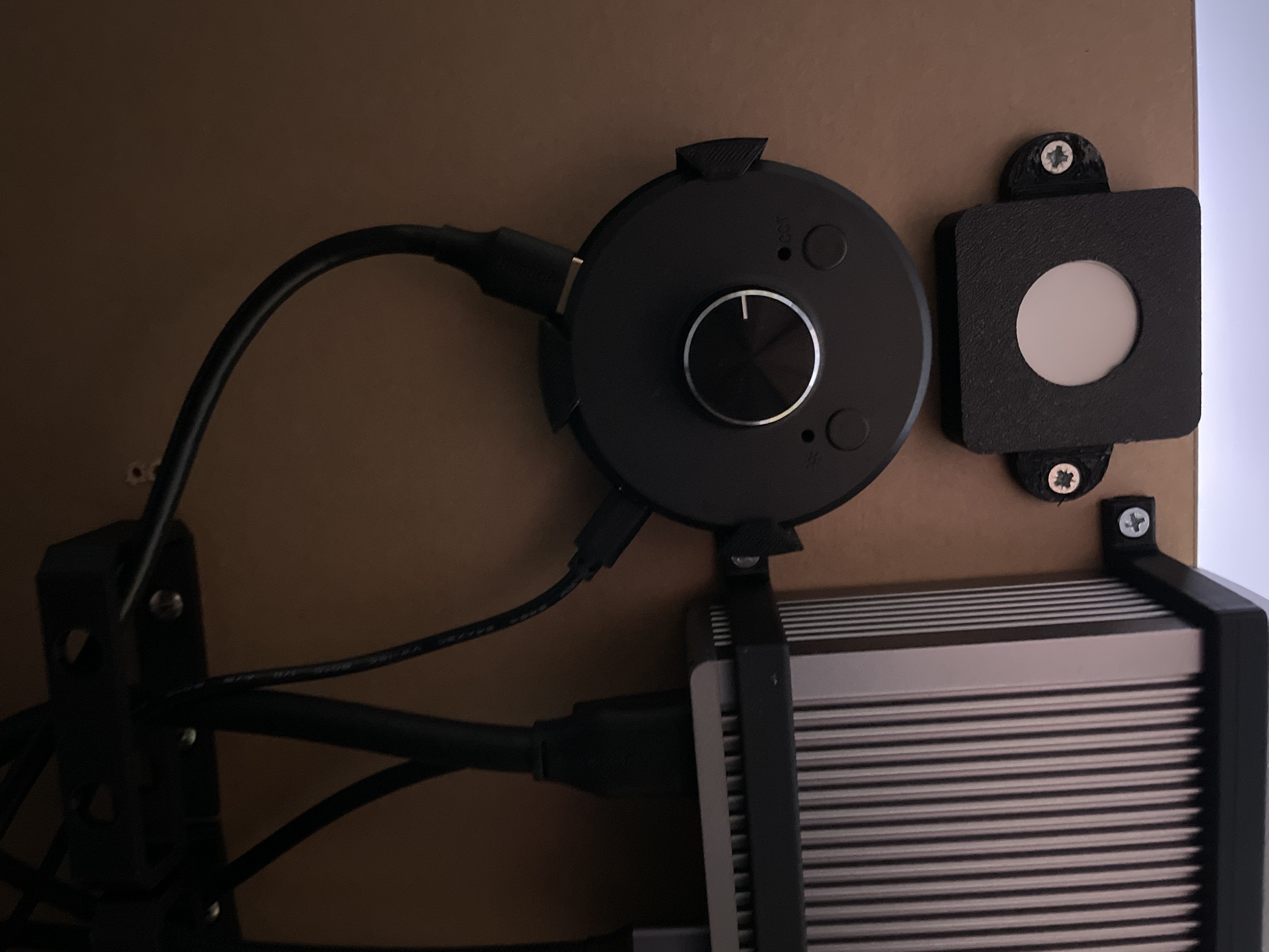 Under desk light dial mount LEDYA LED Desk Lamp