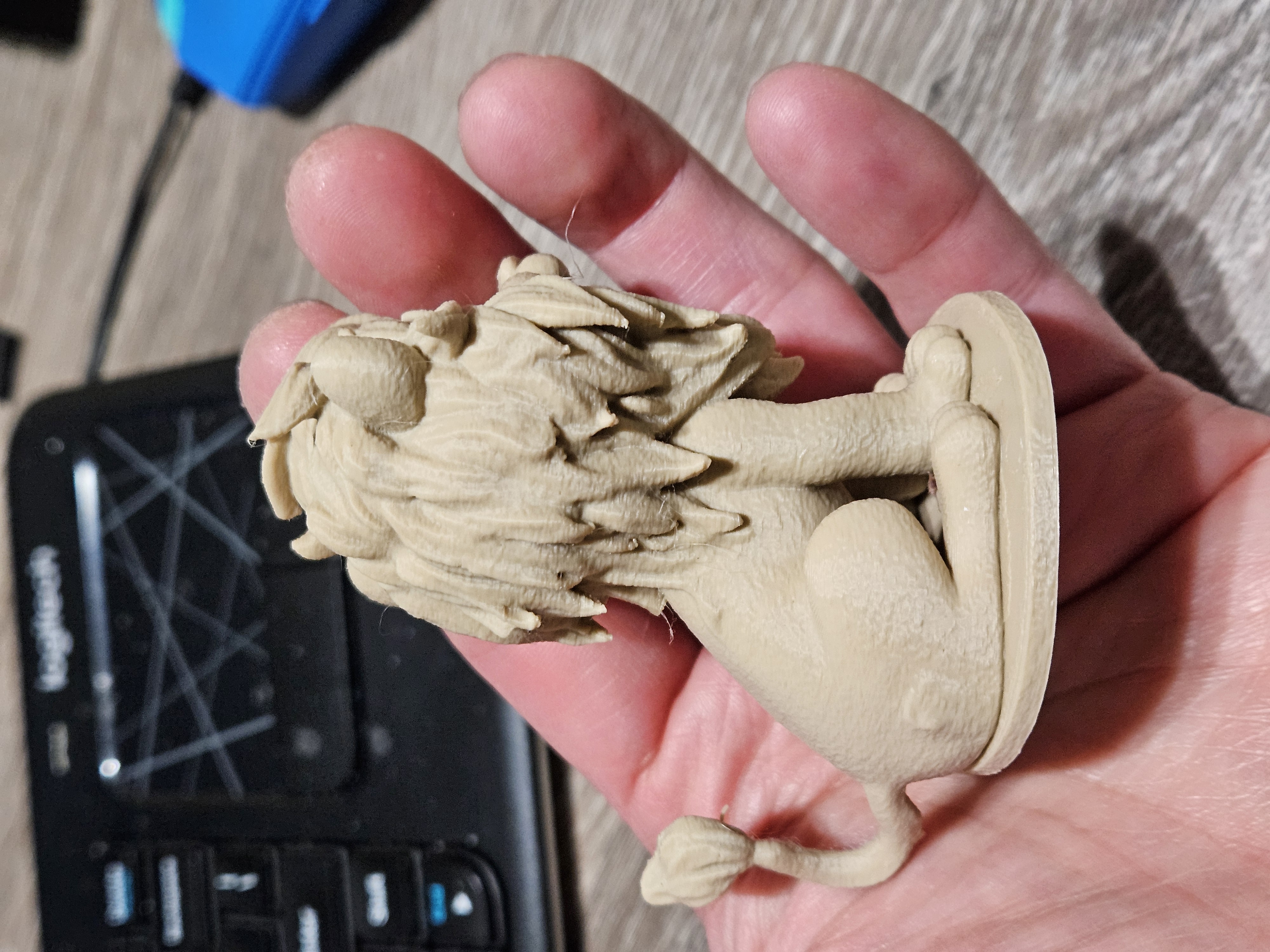 Sitting Lion Display — thumbnail 3