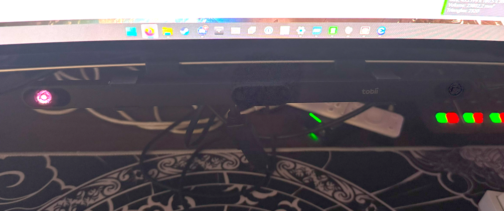 Tobii Eye Tracker 5 - Samsung G9 G95SC 1800R