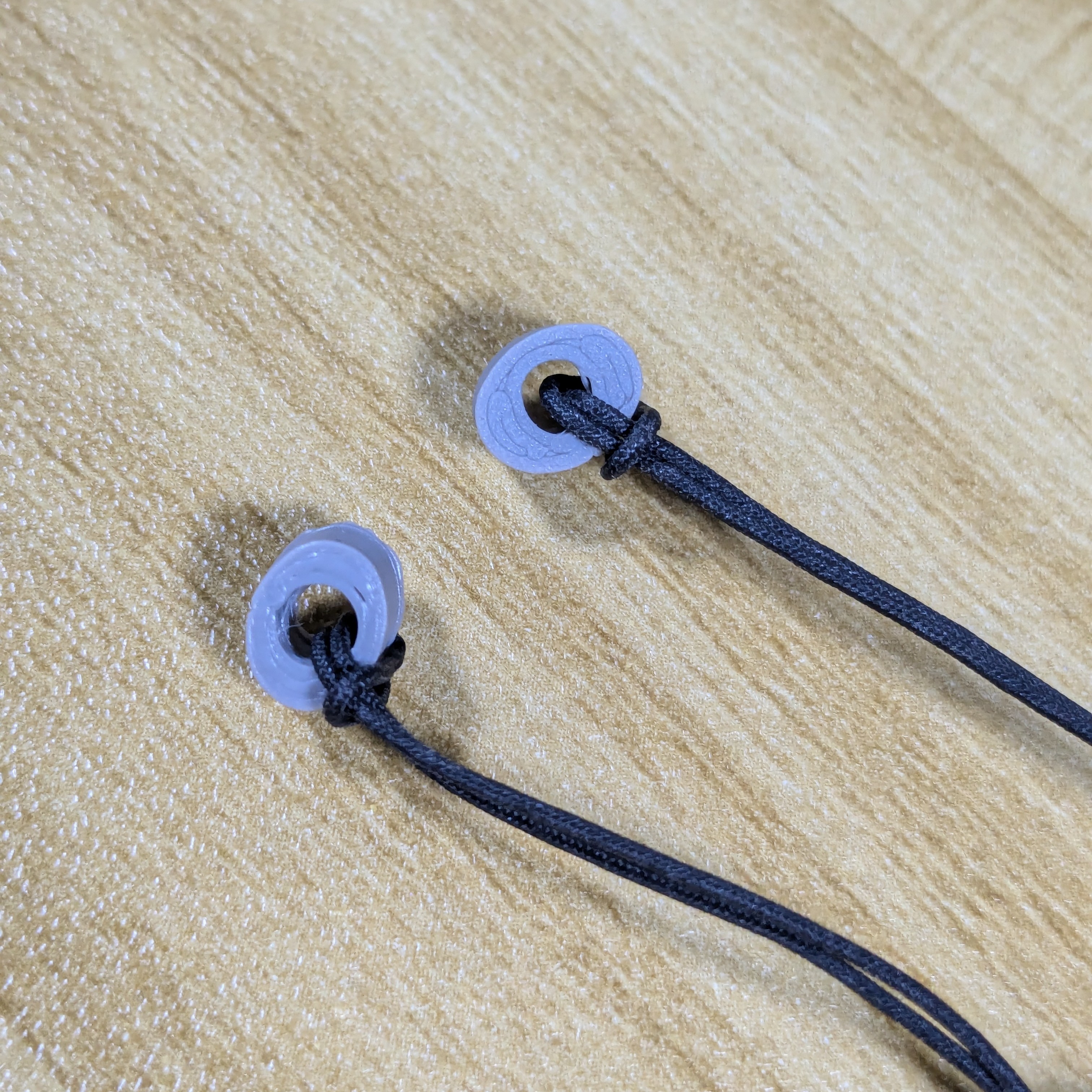 Oculus Quest 2 Controller Strap Adapter — thumbnail 3