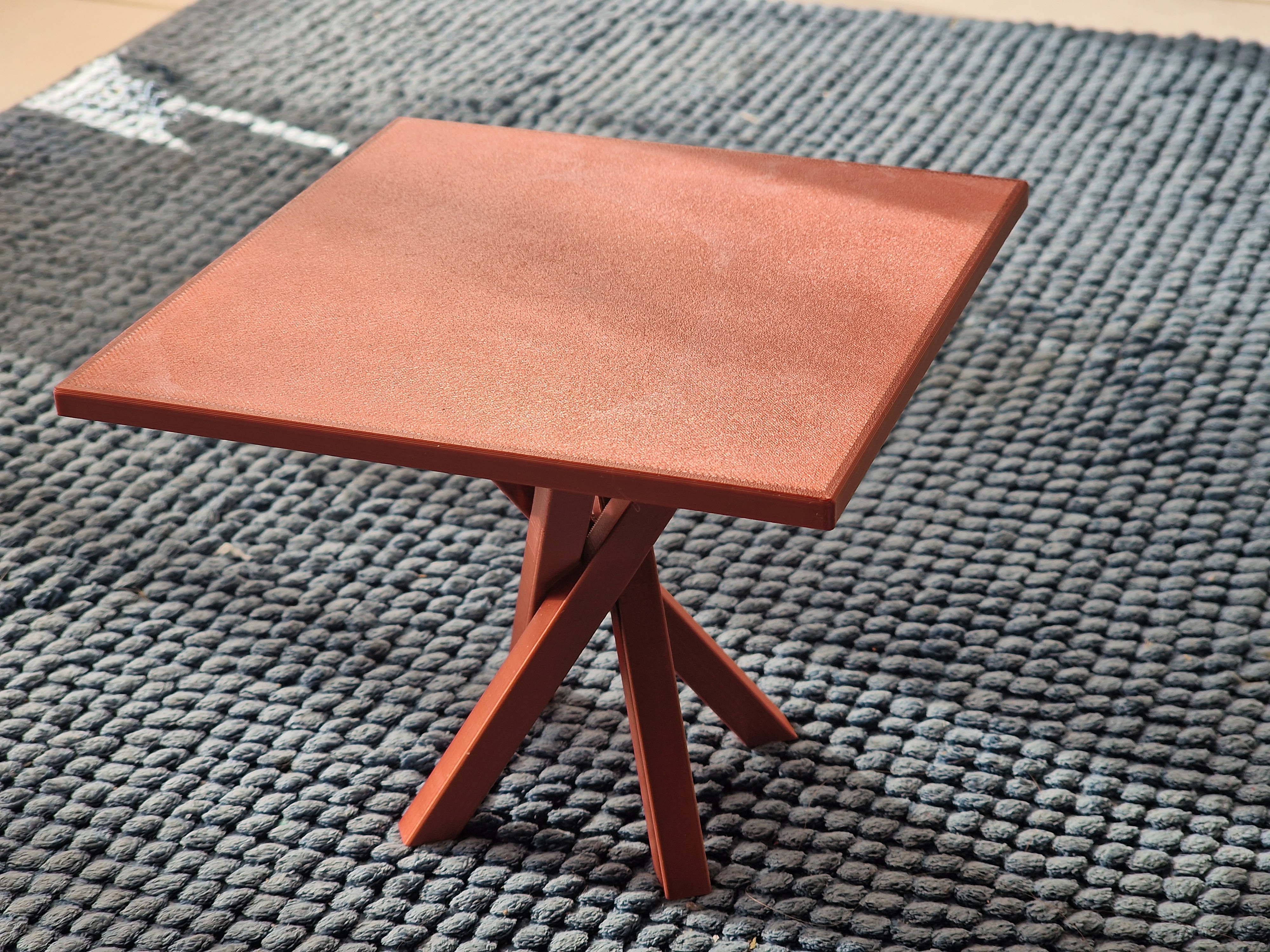 Barbie Table quadratic type Mikado