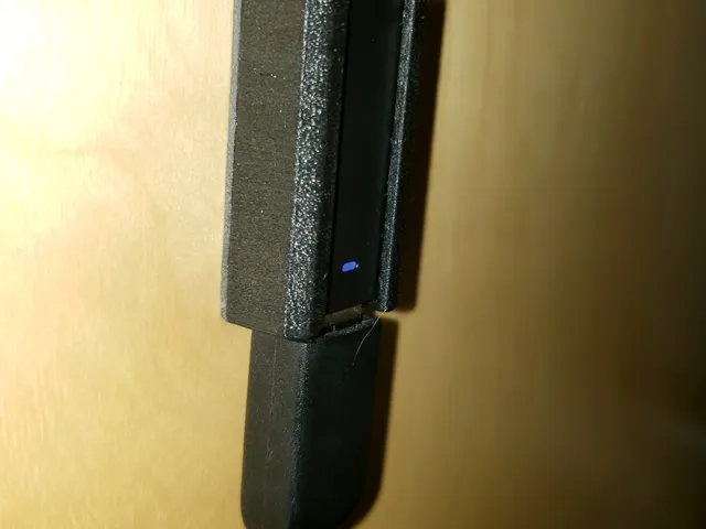 Zooz ZST39 800 LR Z-Wave Stick Wall Mount (Remix)