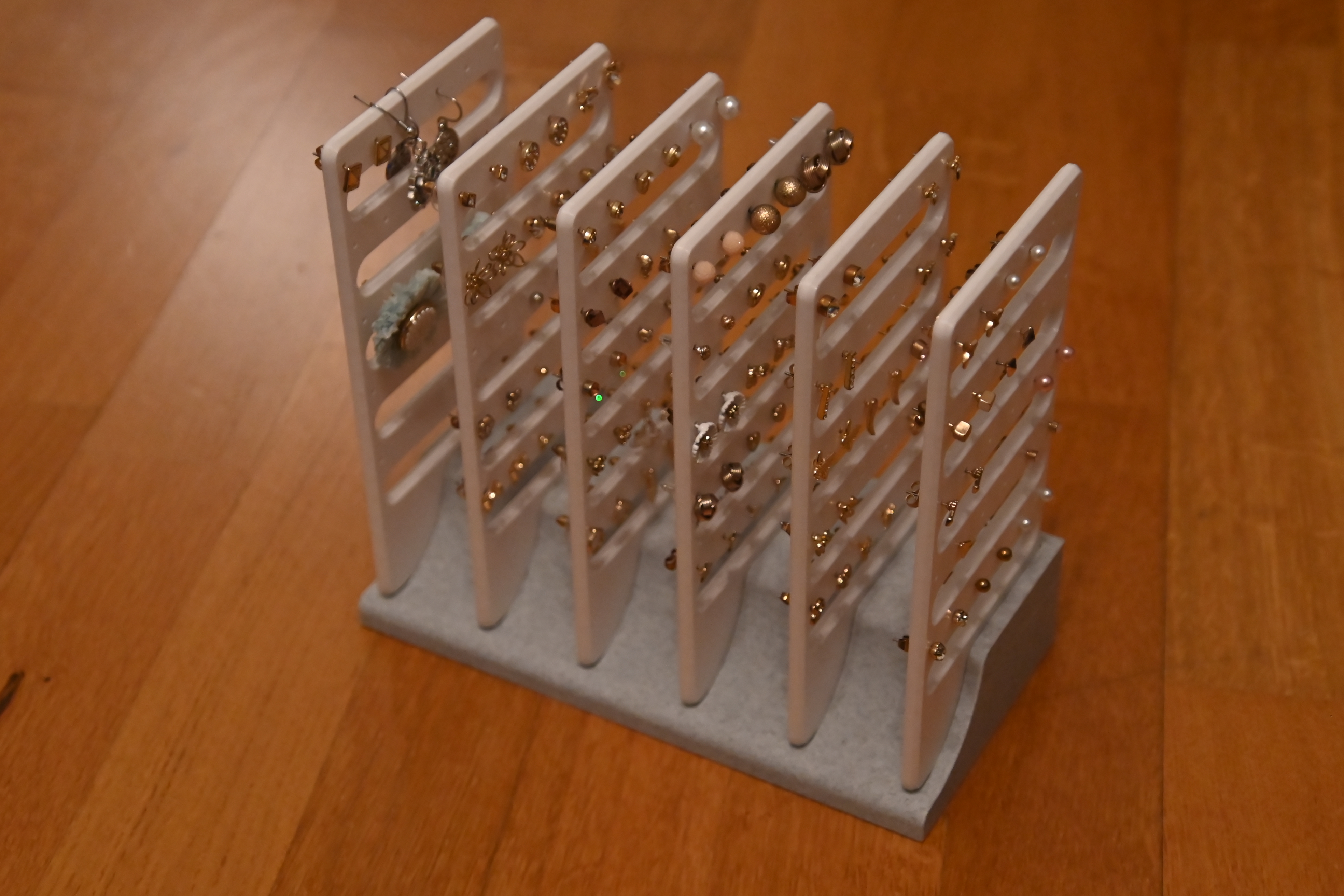 Earring Stand