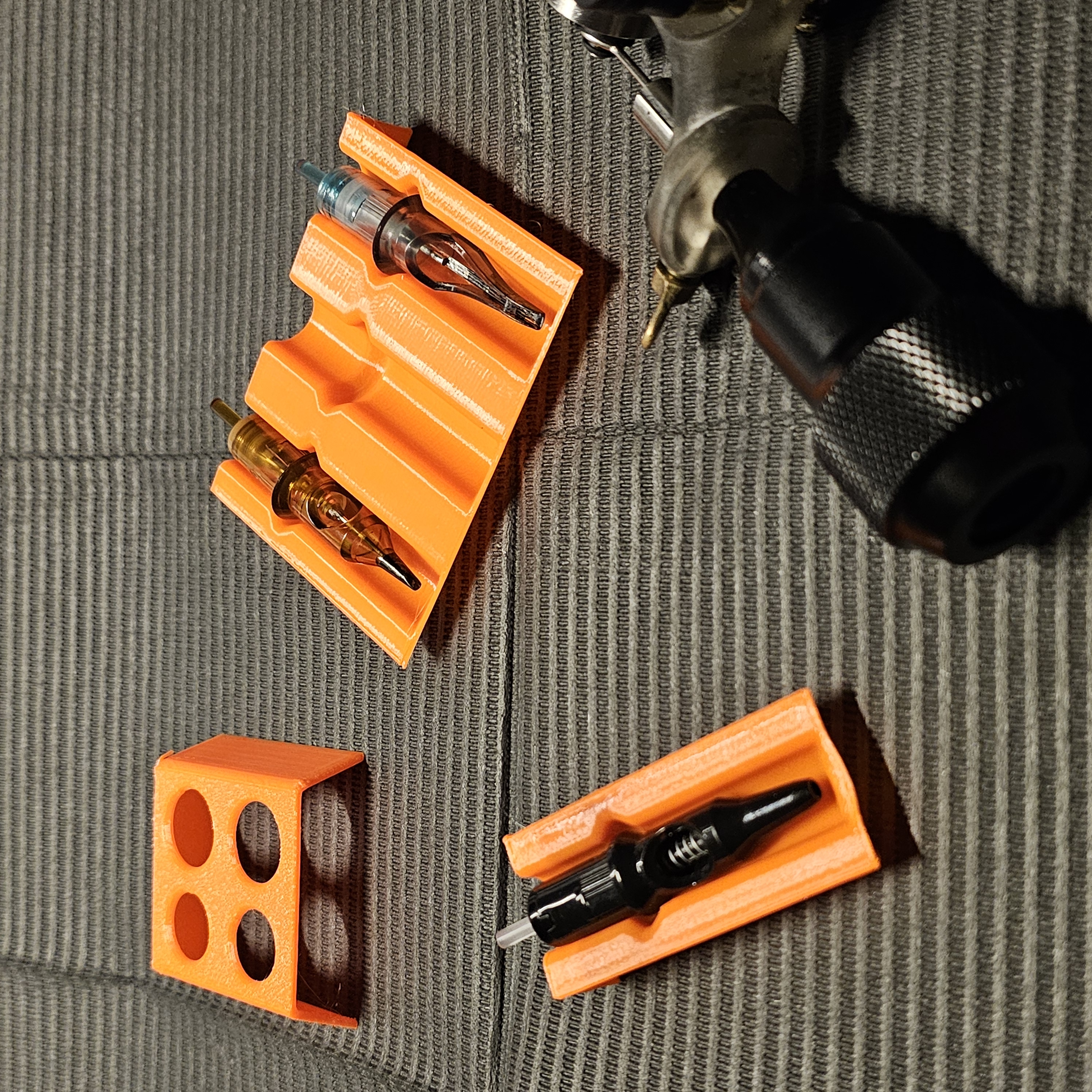 Disposable tattoo cartridge holder