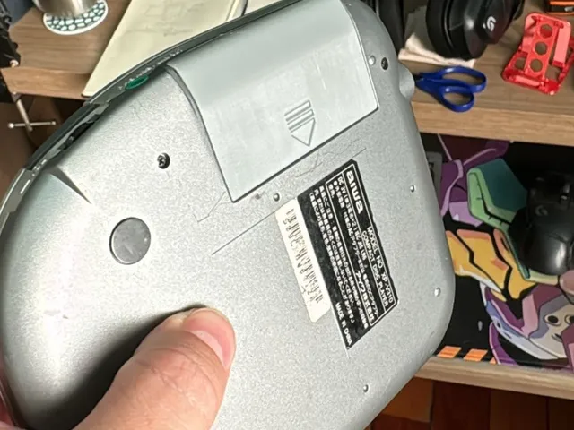 AIWA XP-V310 Discman battery plate