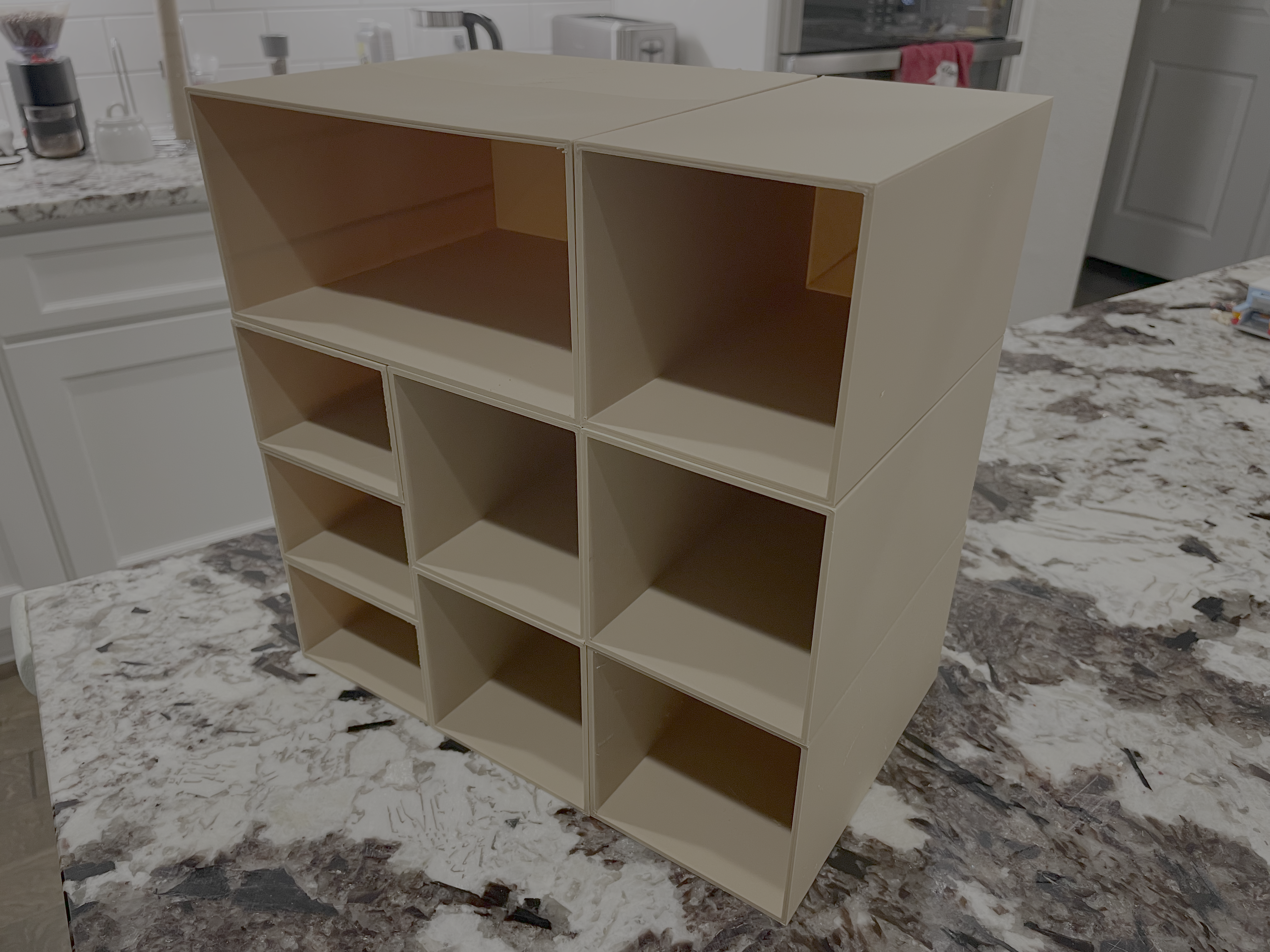 Unit Grids Storage System