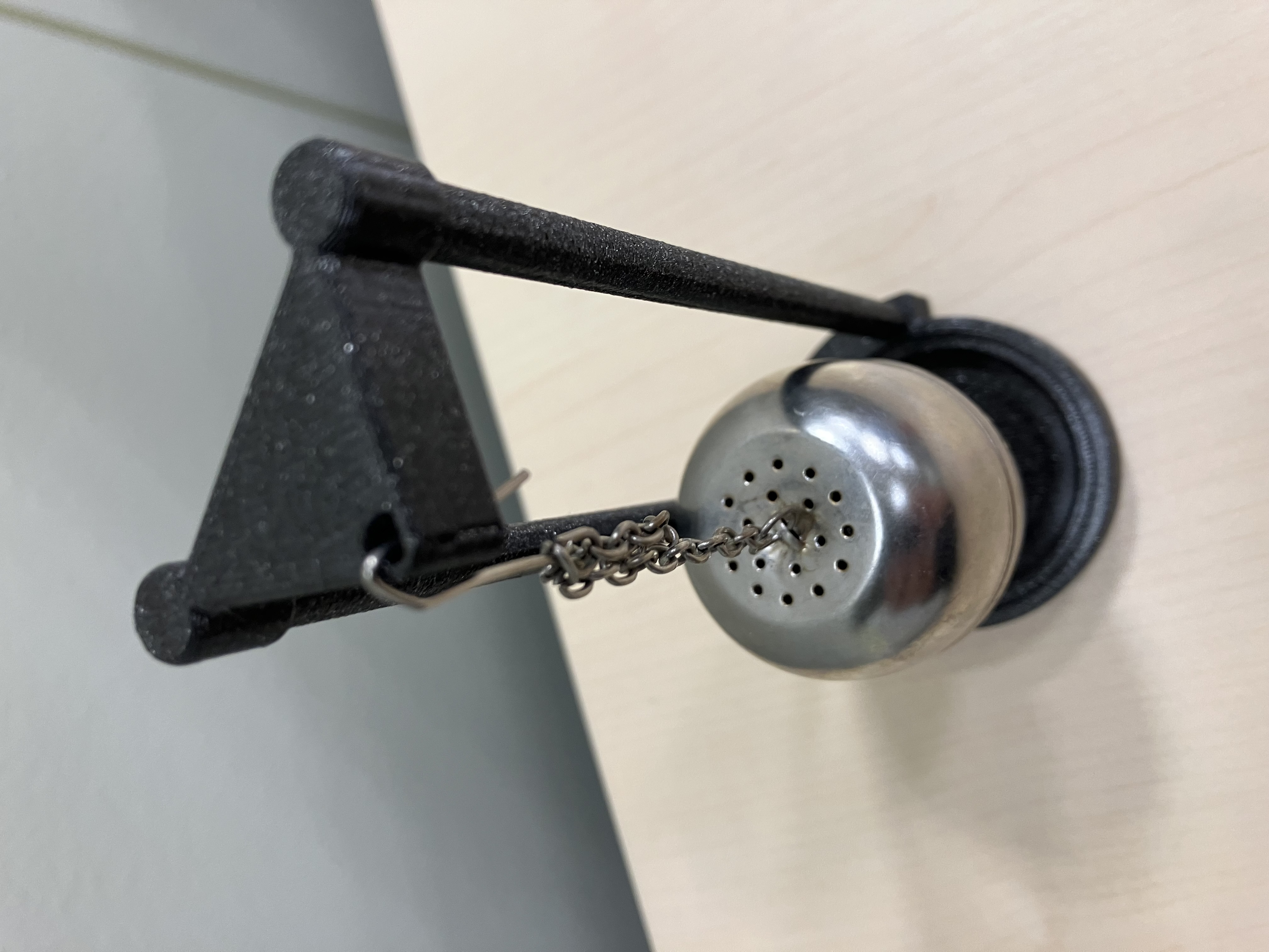 Tee-Ei Halterung / Tea infuser holder