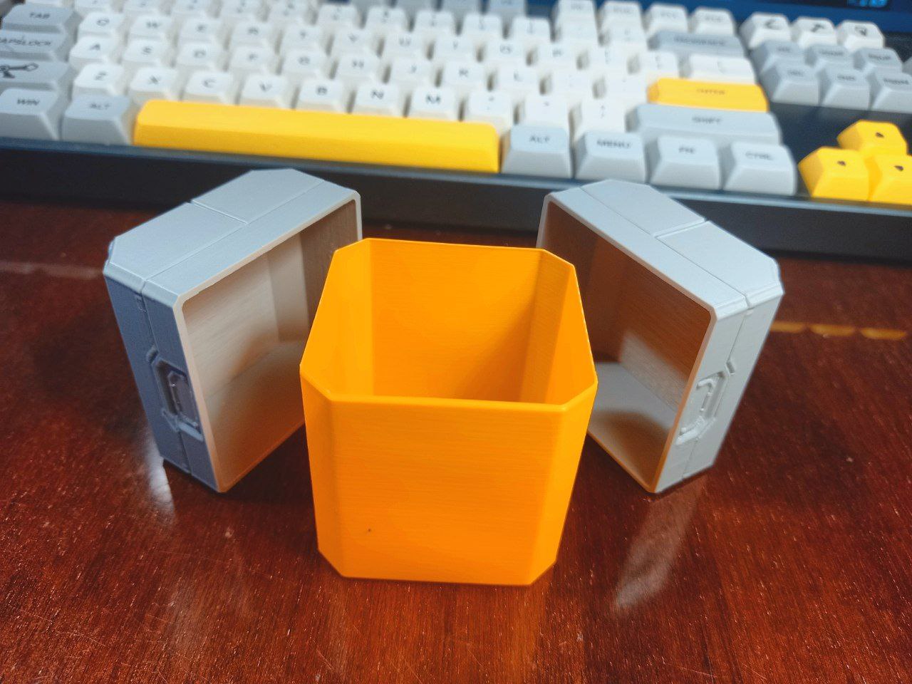Sci-Fi sliding box — miniatura 4