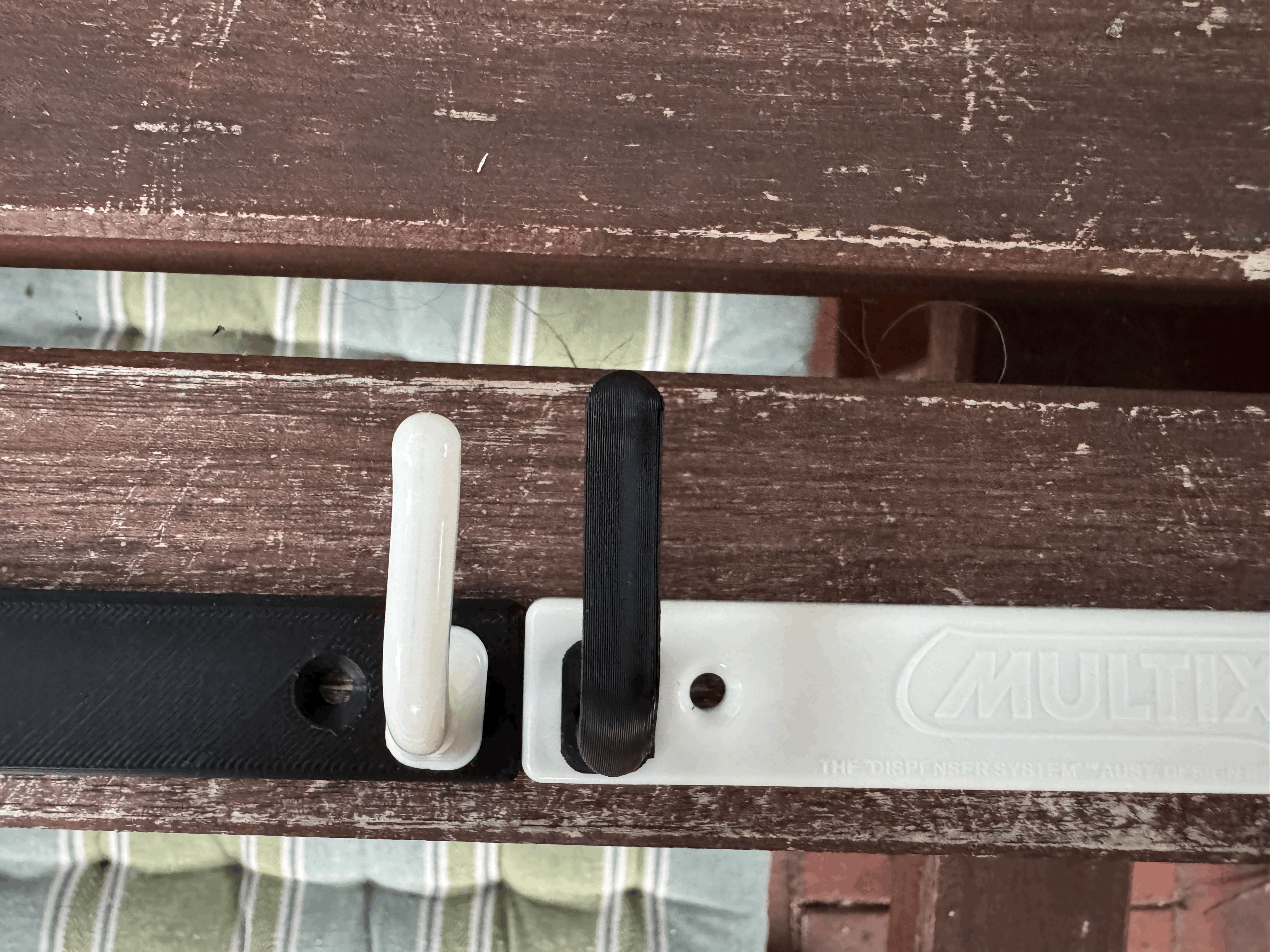 Multix dispenser hook system replica — miniatura 9