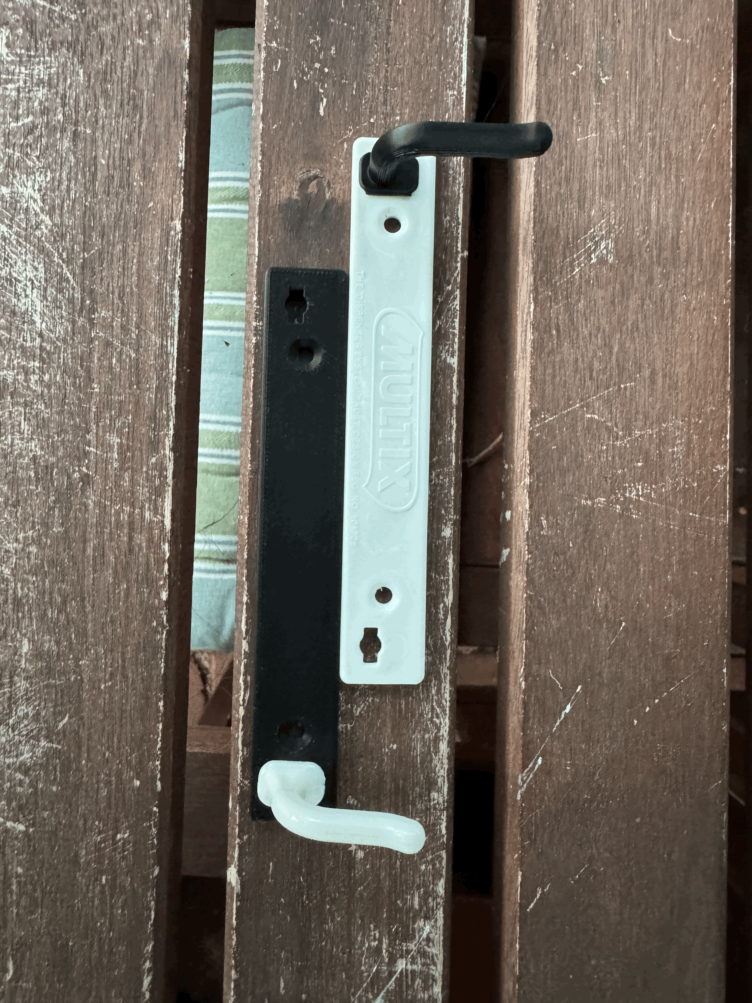 Multix dispenser hook system replica — miniatura 10