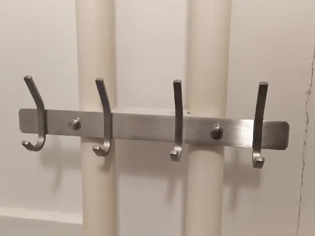 TowelHangerConsole