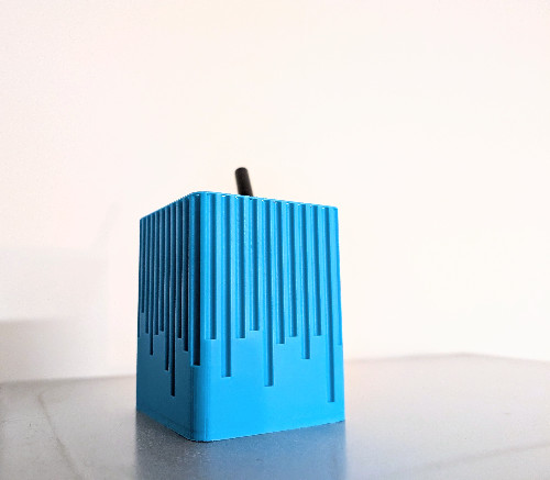 Square pen holder