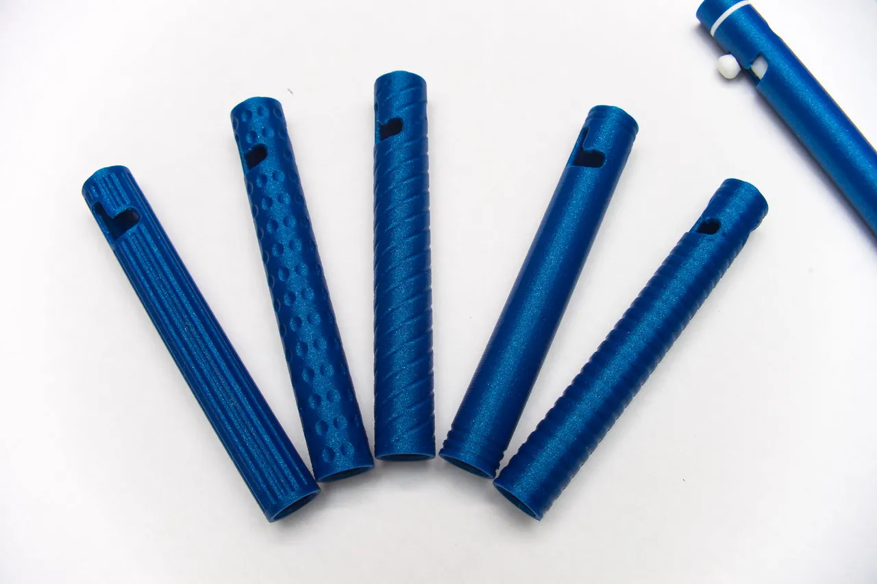 3D Printable Bolt Action Retractable Pen by Max Stier