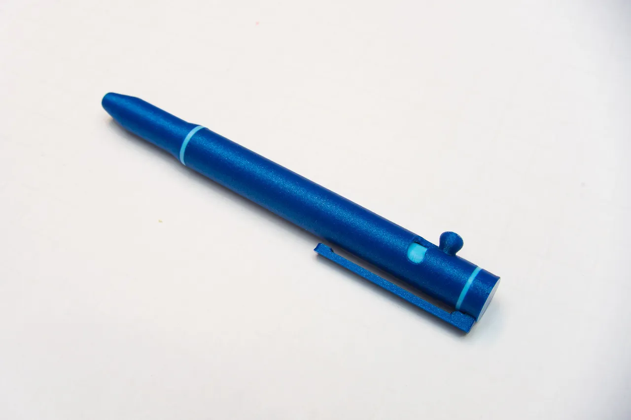 3D Printable Bolt Action Retractable Pen by Max Stier