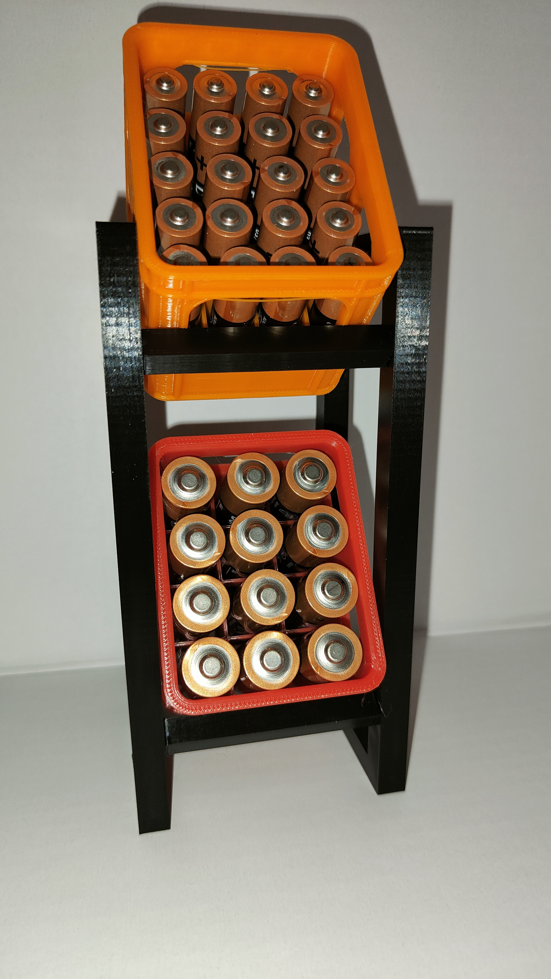 Miniatura 2 do modelo 3D Stand stackable beer crate for batteries