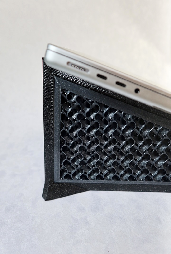 Miniatura 4 do modelo 3D Modular Laptop Riser