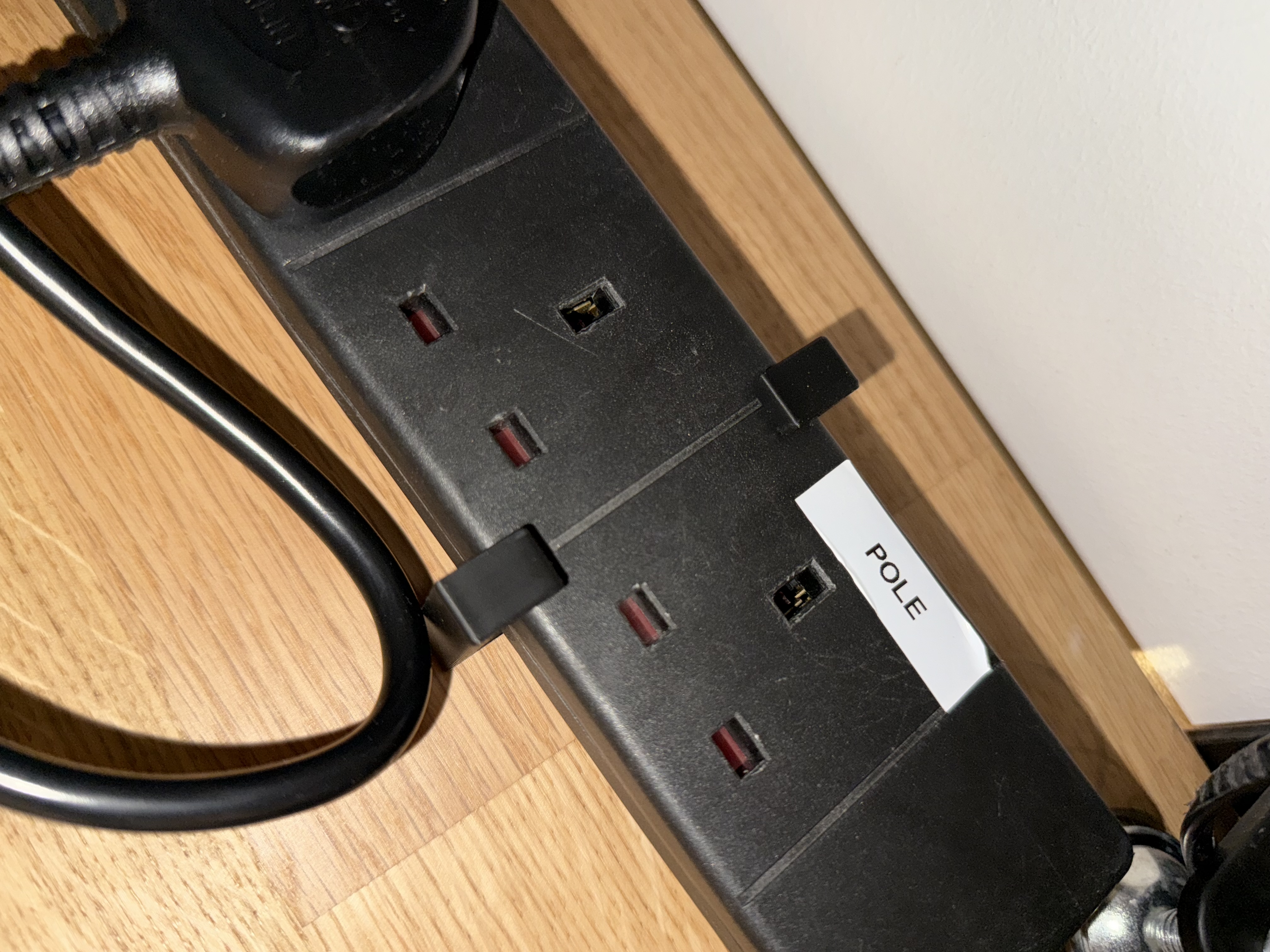 Miniatura 4 do modelo 3D Extension Socket C Bracket