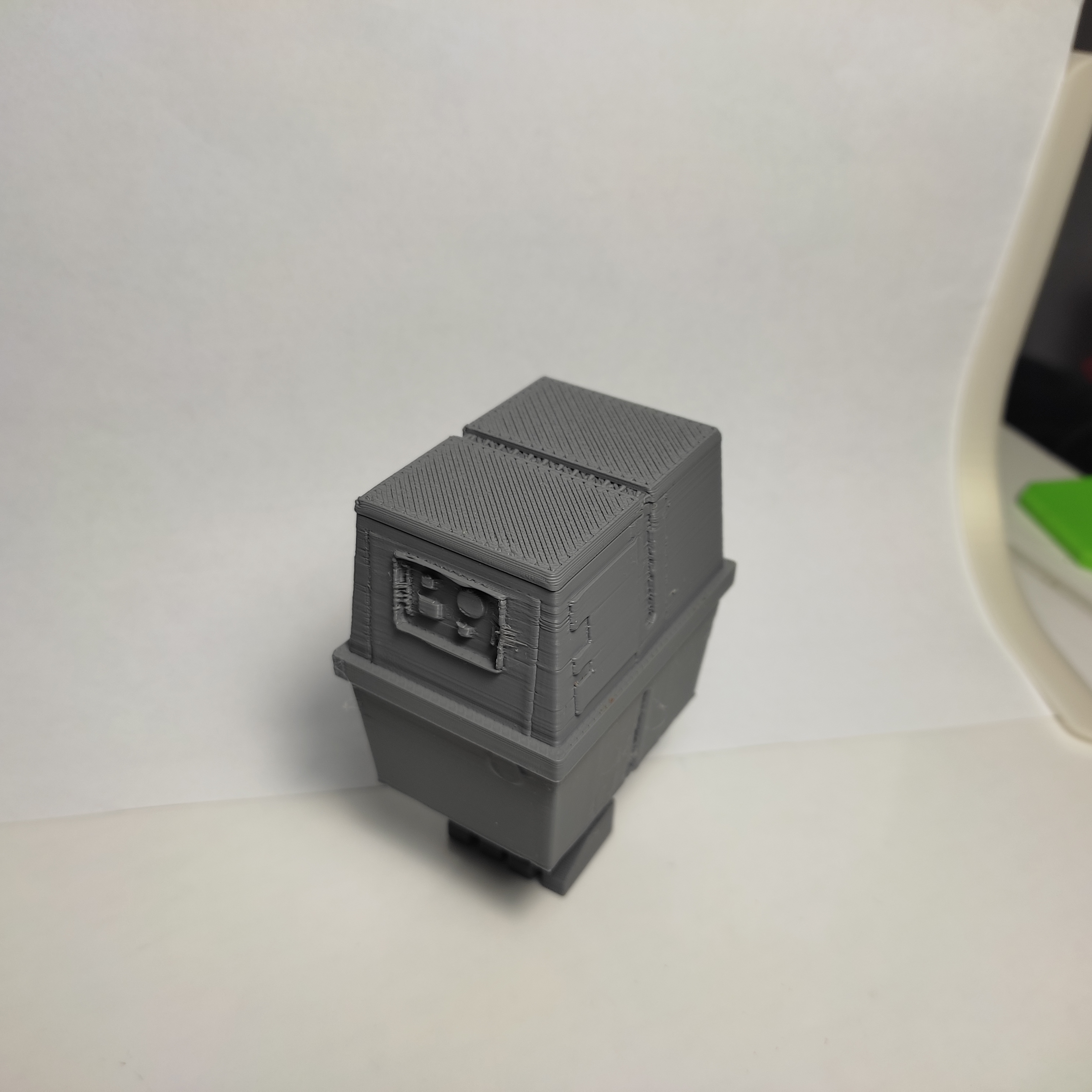 Miniatura 5 do modelo 3D Gonk droid candy dispenser
