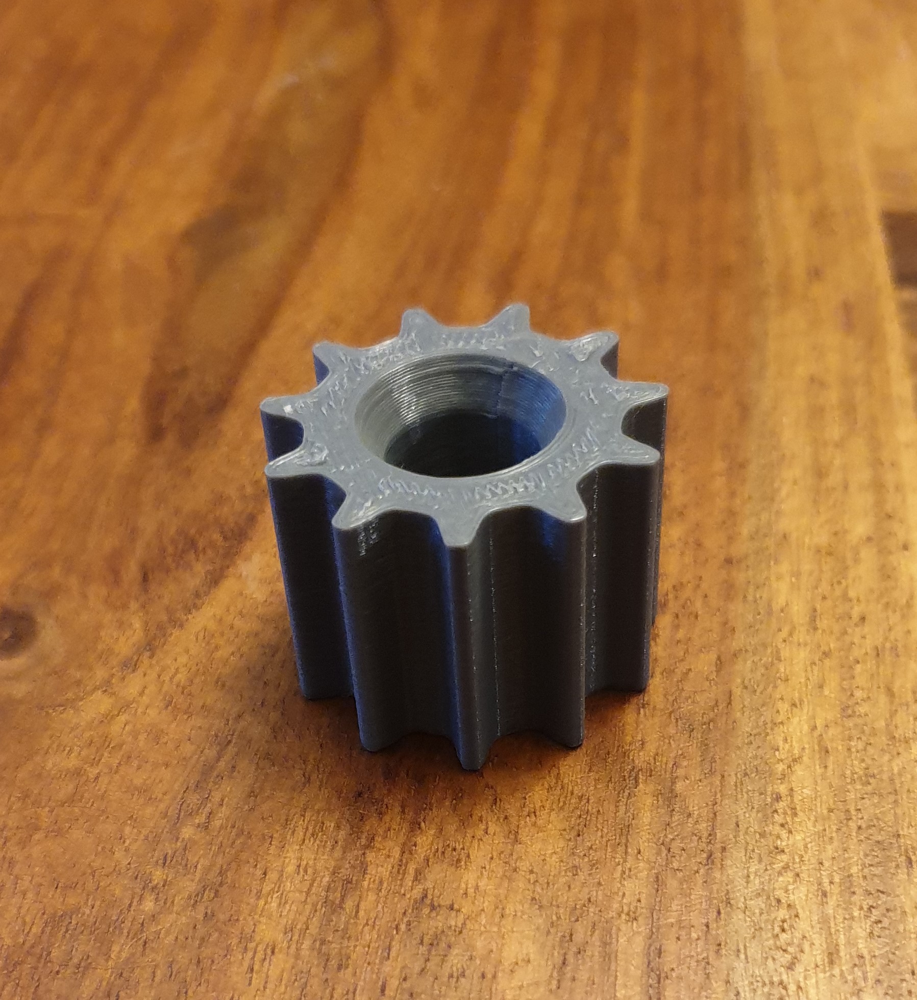 Miniatura 4 do modelo 3D Rotating stand for Rubik cube