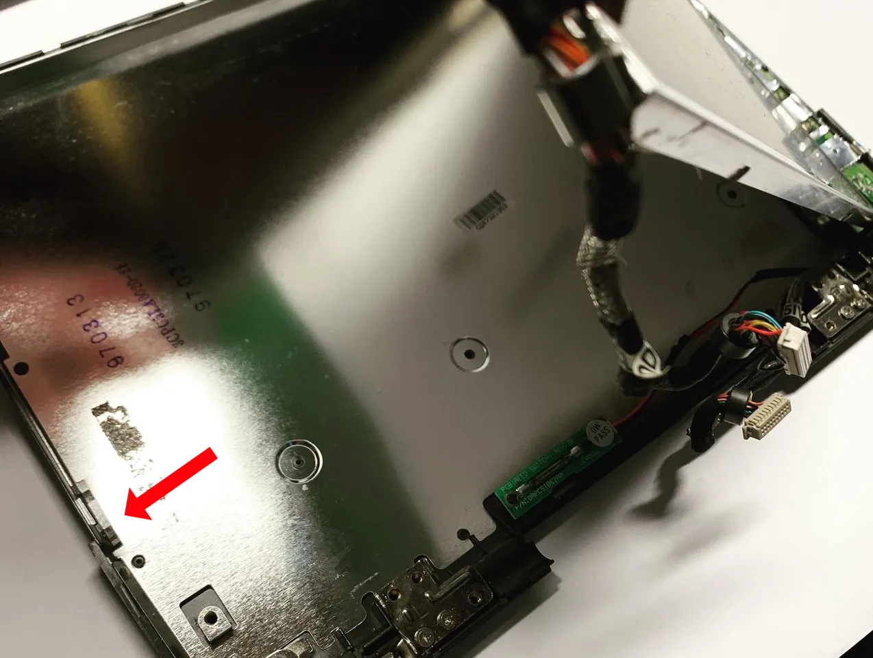 PowerBook 1400 Hinge Fix by AEChadwick | Download free STL