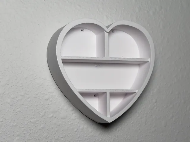 Mini Heart Shelf
