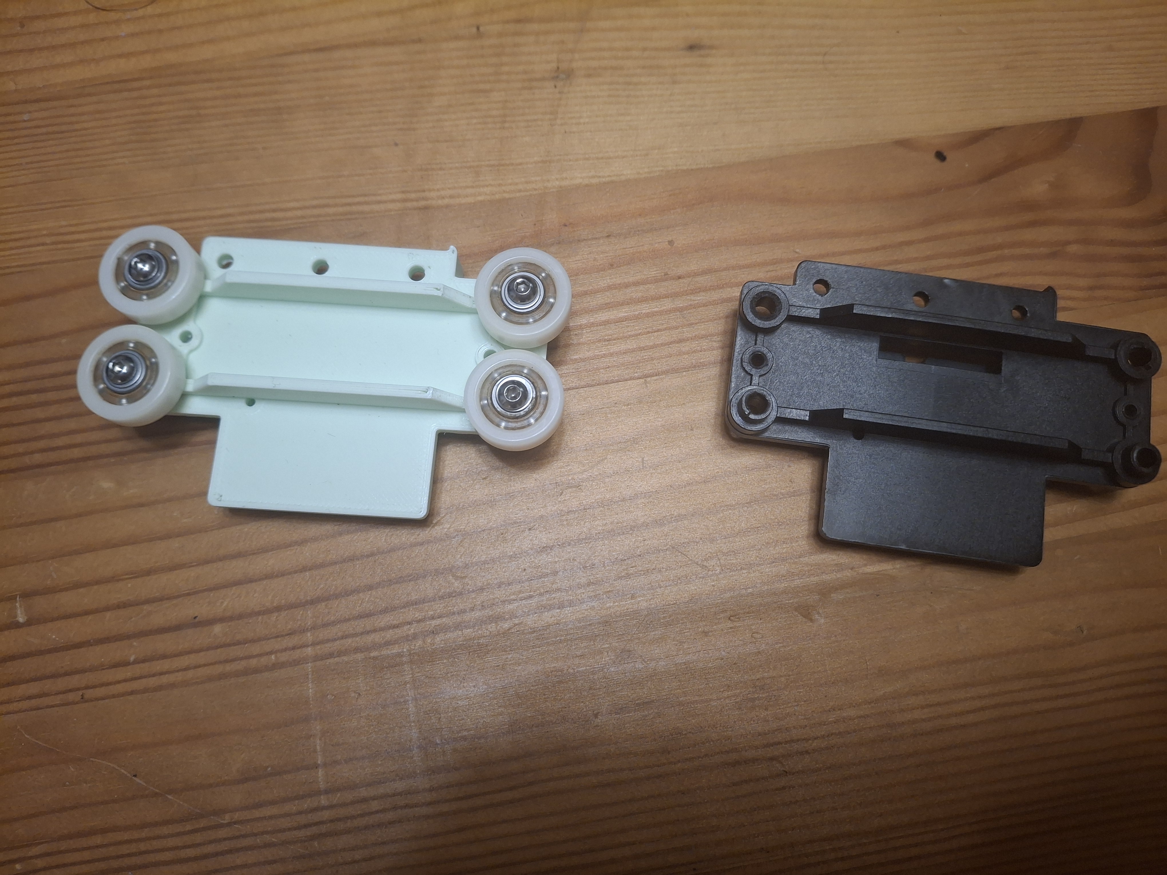 Roland DXY-1150A roller plate