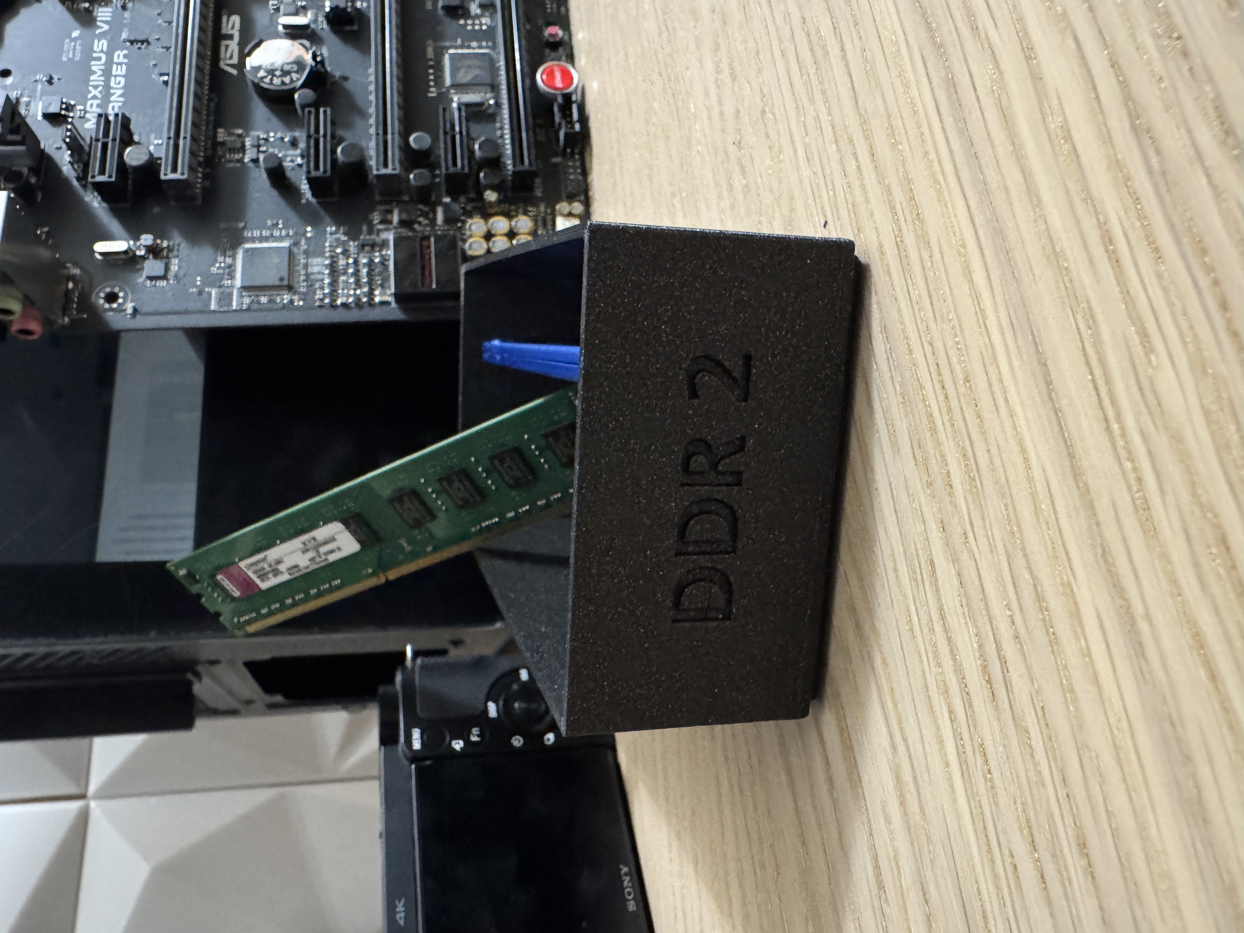 RAM Holder - Stackable