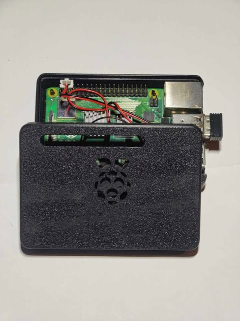Raspberry Pi 4b simple snap together case