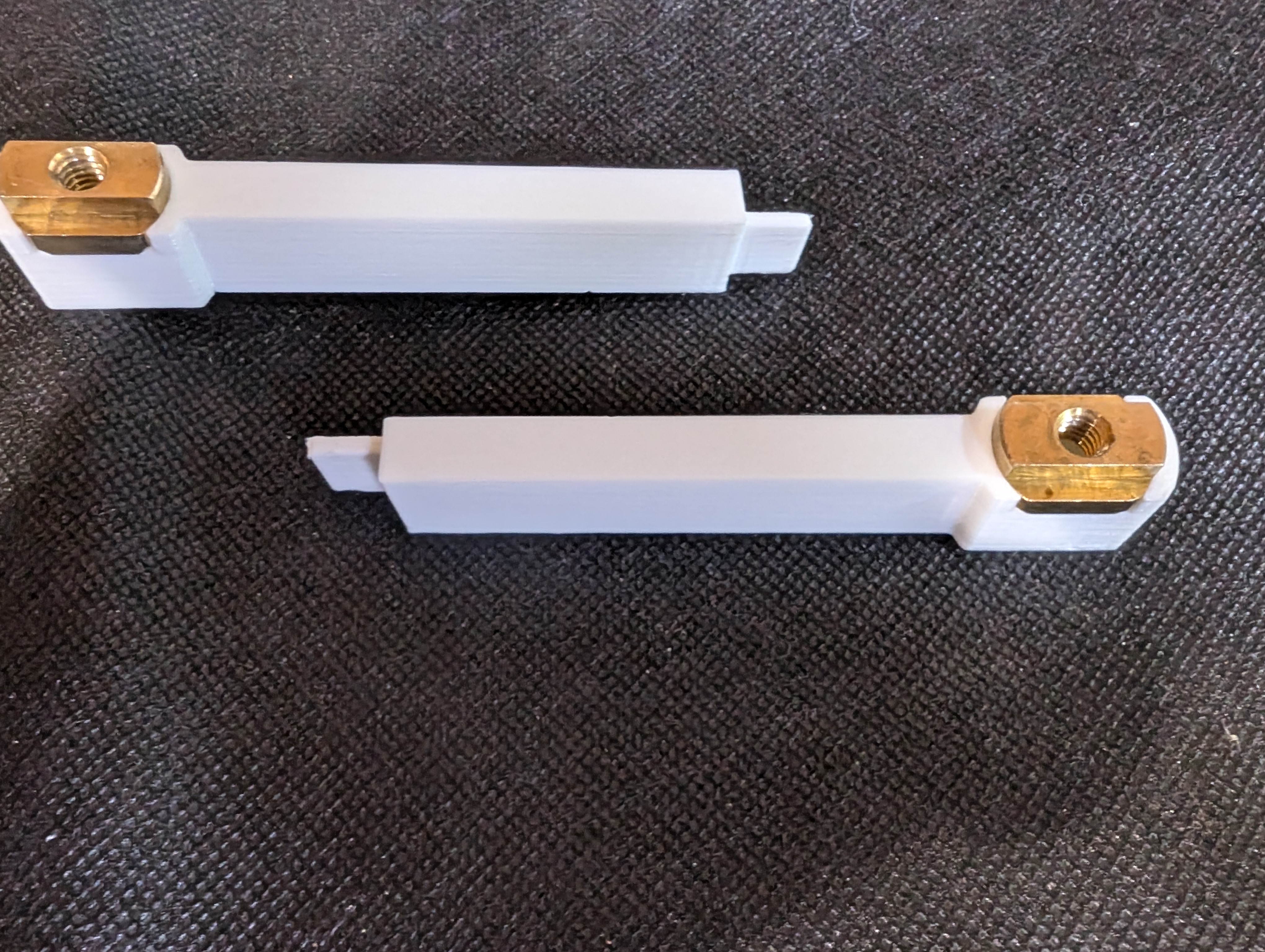 hydrofoil nuts holder