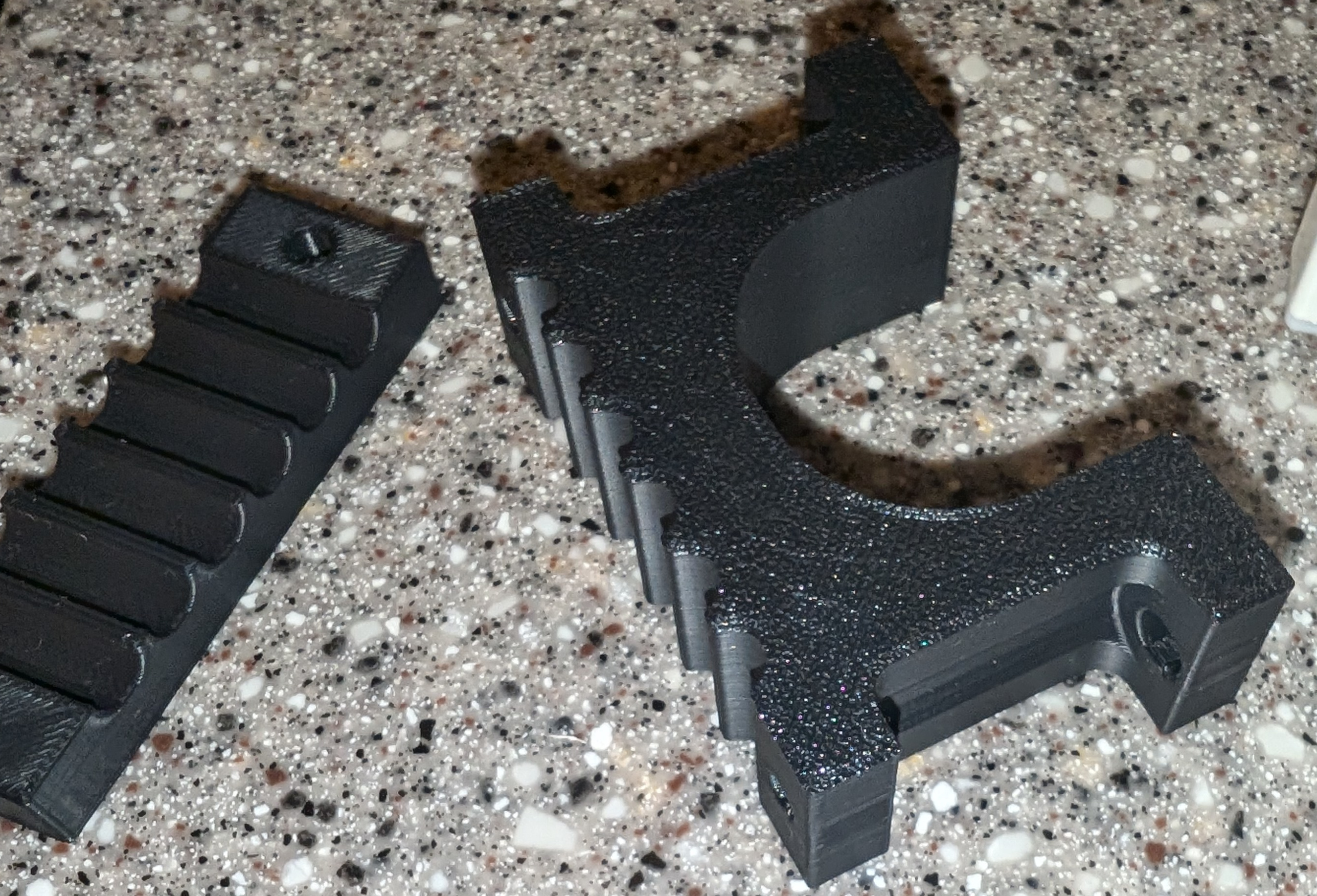 Victron SmartSolar MPPT 6 wire holder