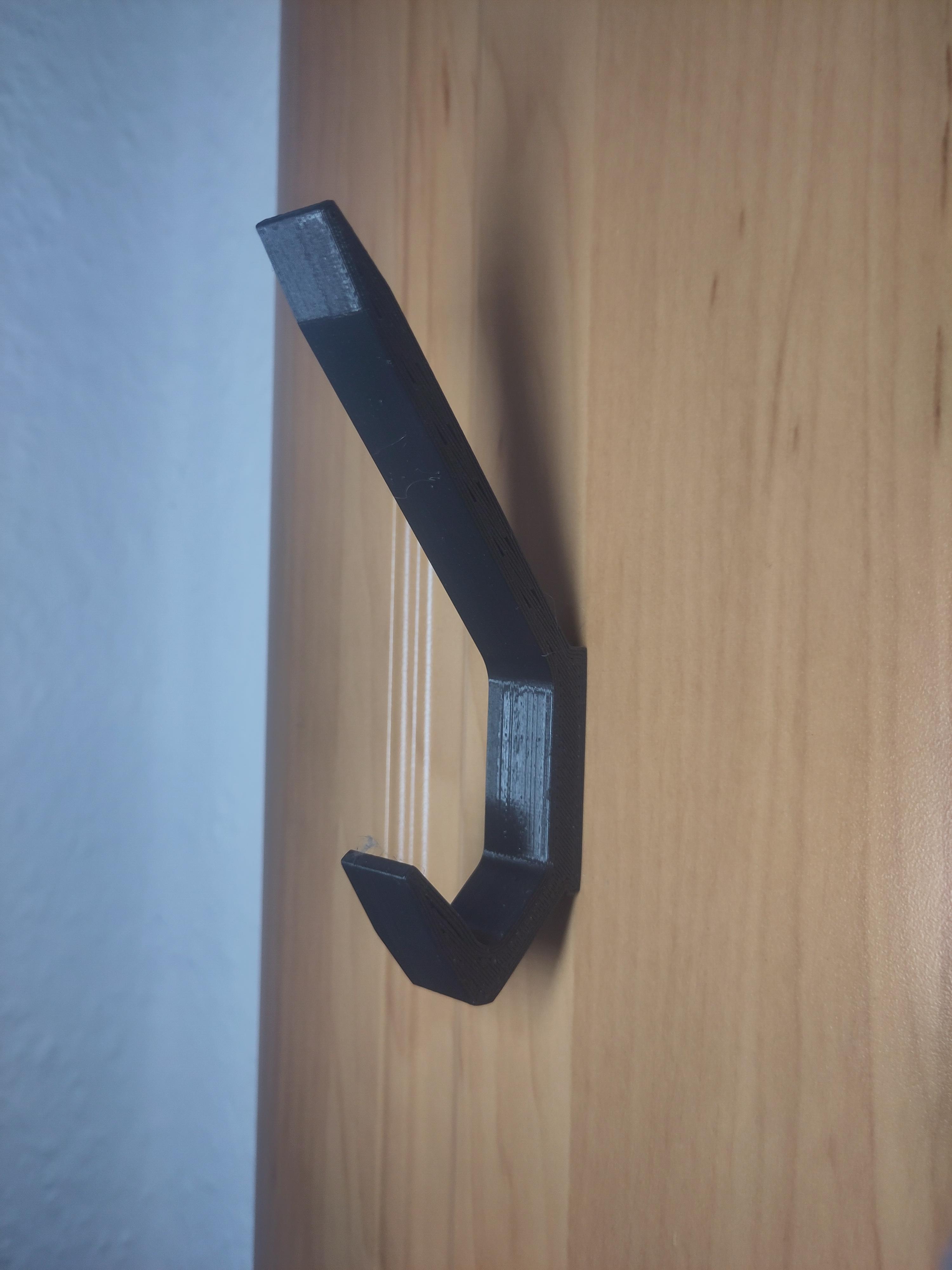 Wardrobe hook