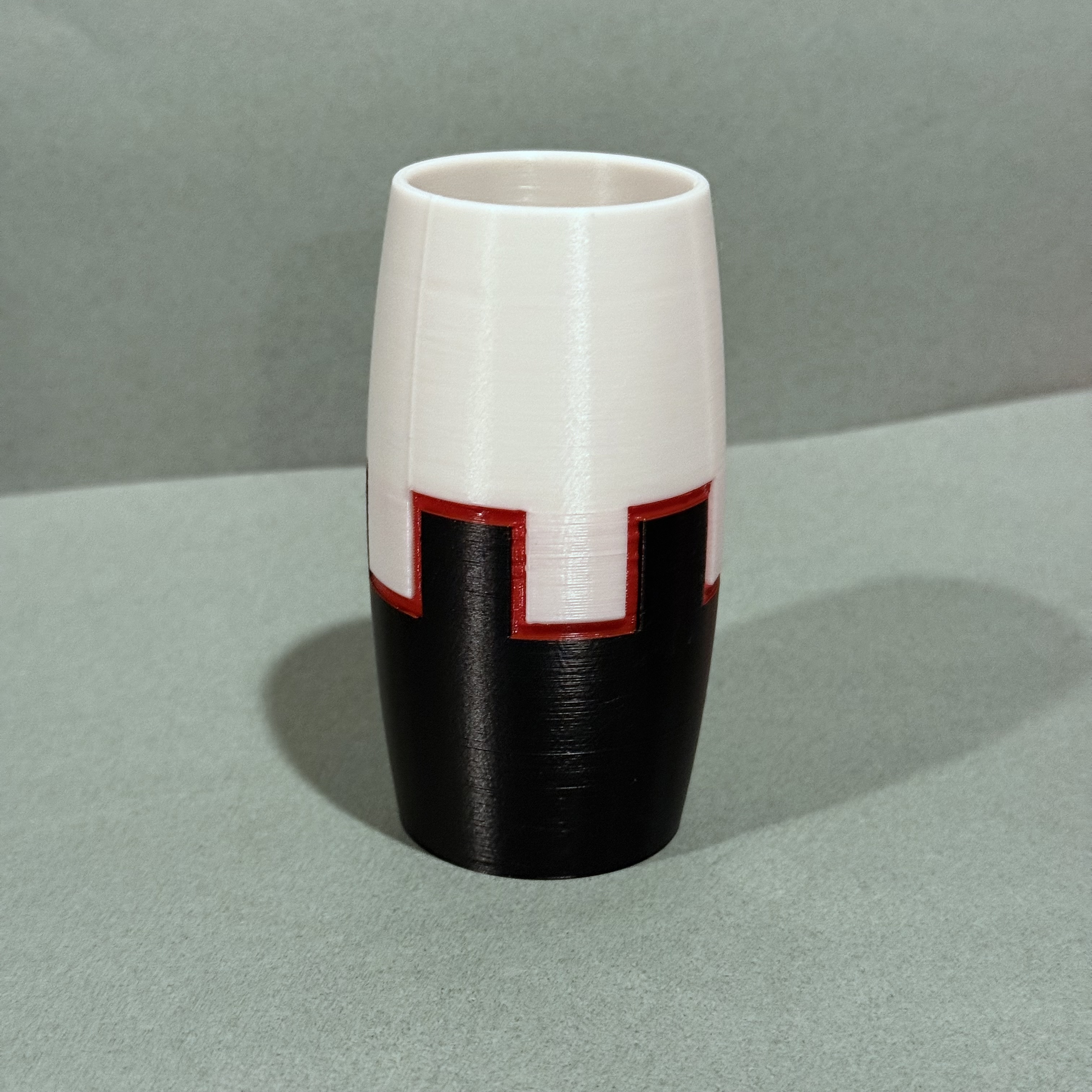 Vase 84: Dental Pattern