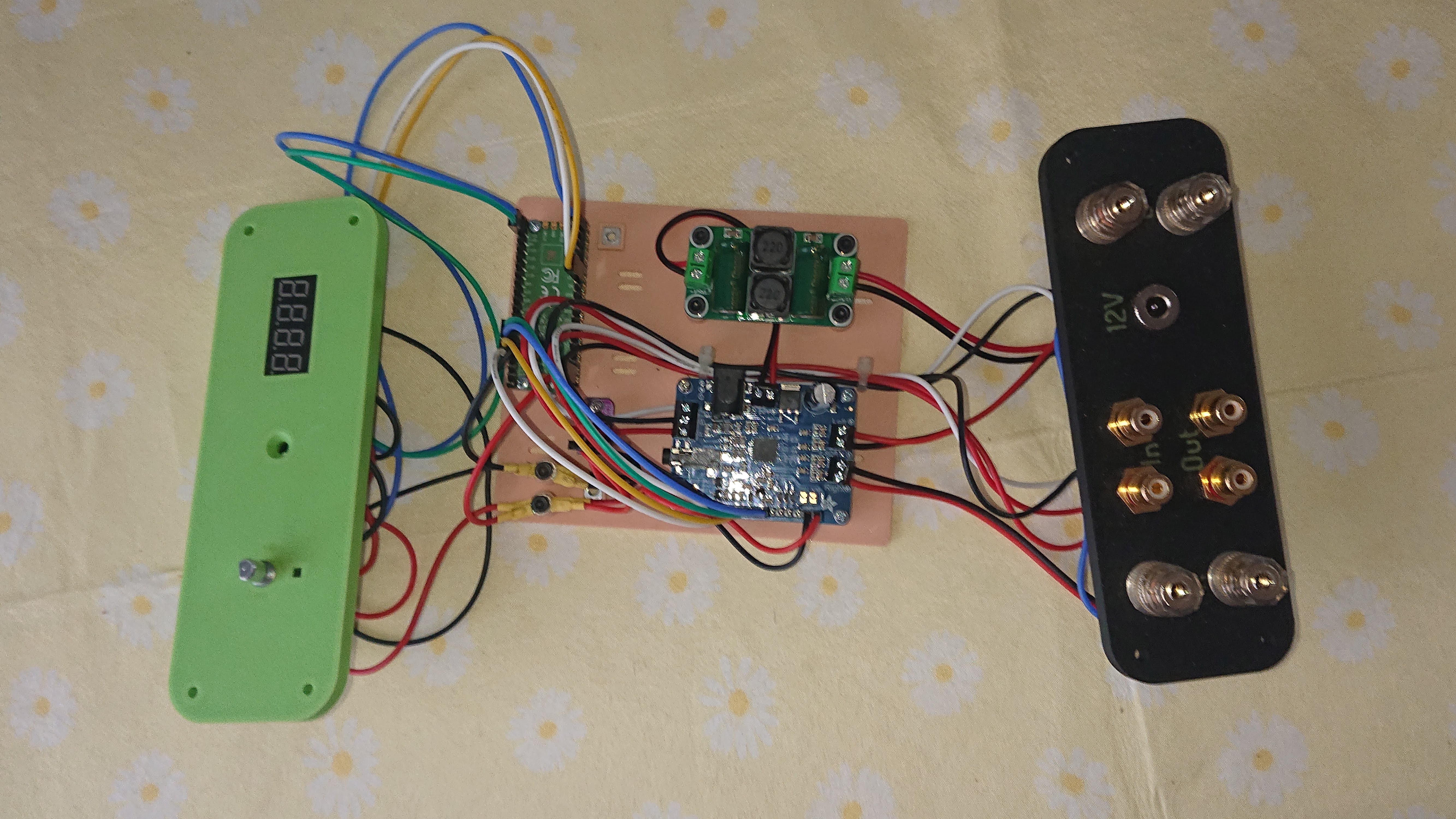 Amplifier case — thumbnail 4