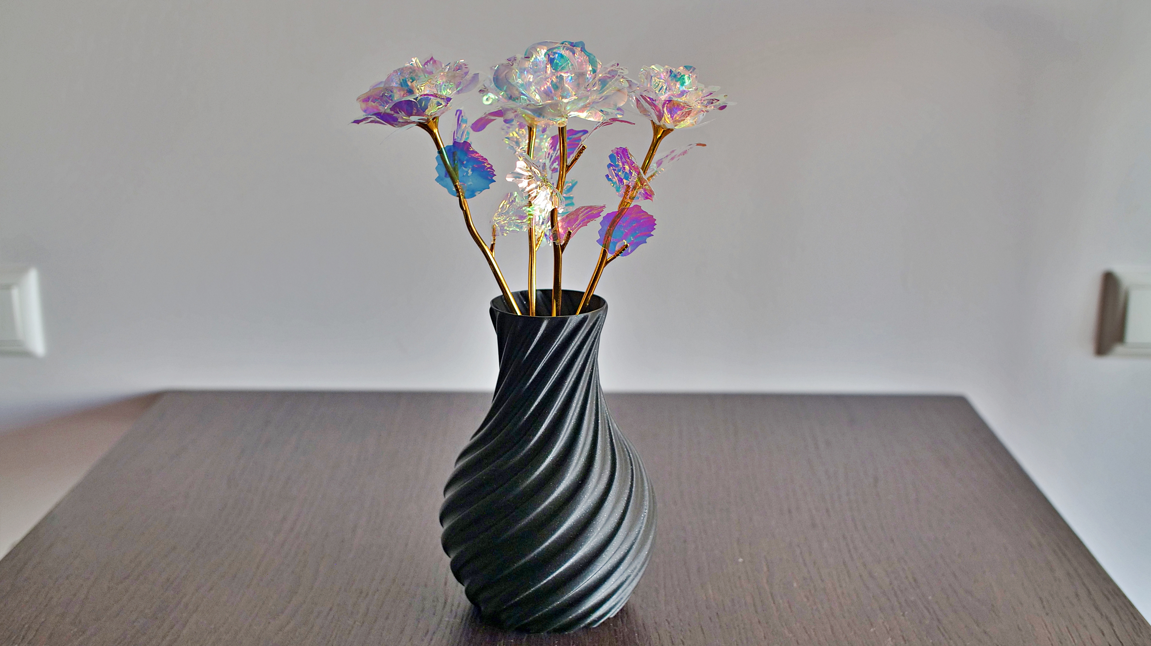 Miniatura 5 do modelo 3D Spiral Vase  Twisted Spiral Vase Vase Spiral Vase Spiral Vase Flower curved vase Flower vase vase vase vase vase vase vase
