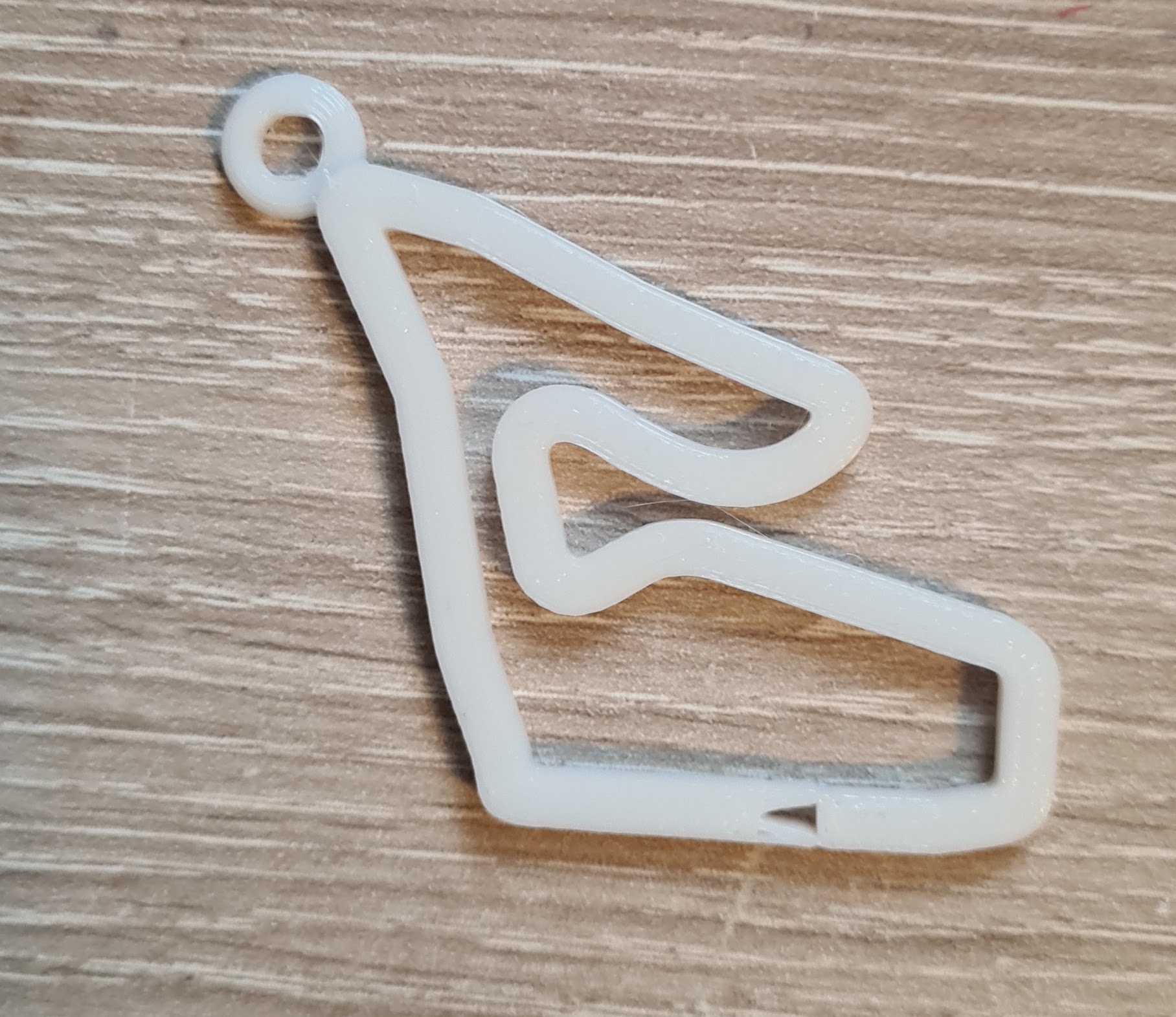 key ring in the shape of Austria - Red Bull Ring - Spielberg Circuit