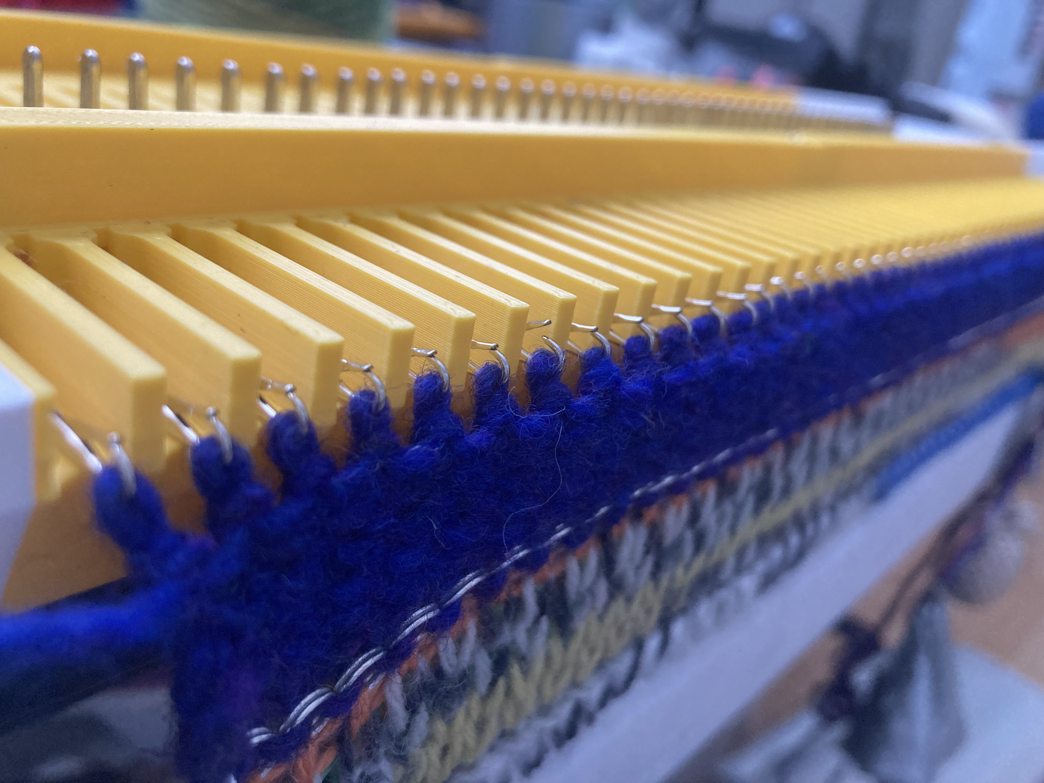 Flatbed Knitting Machine