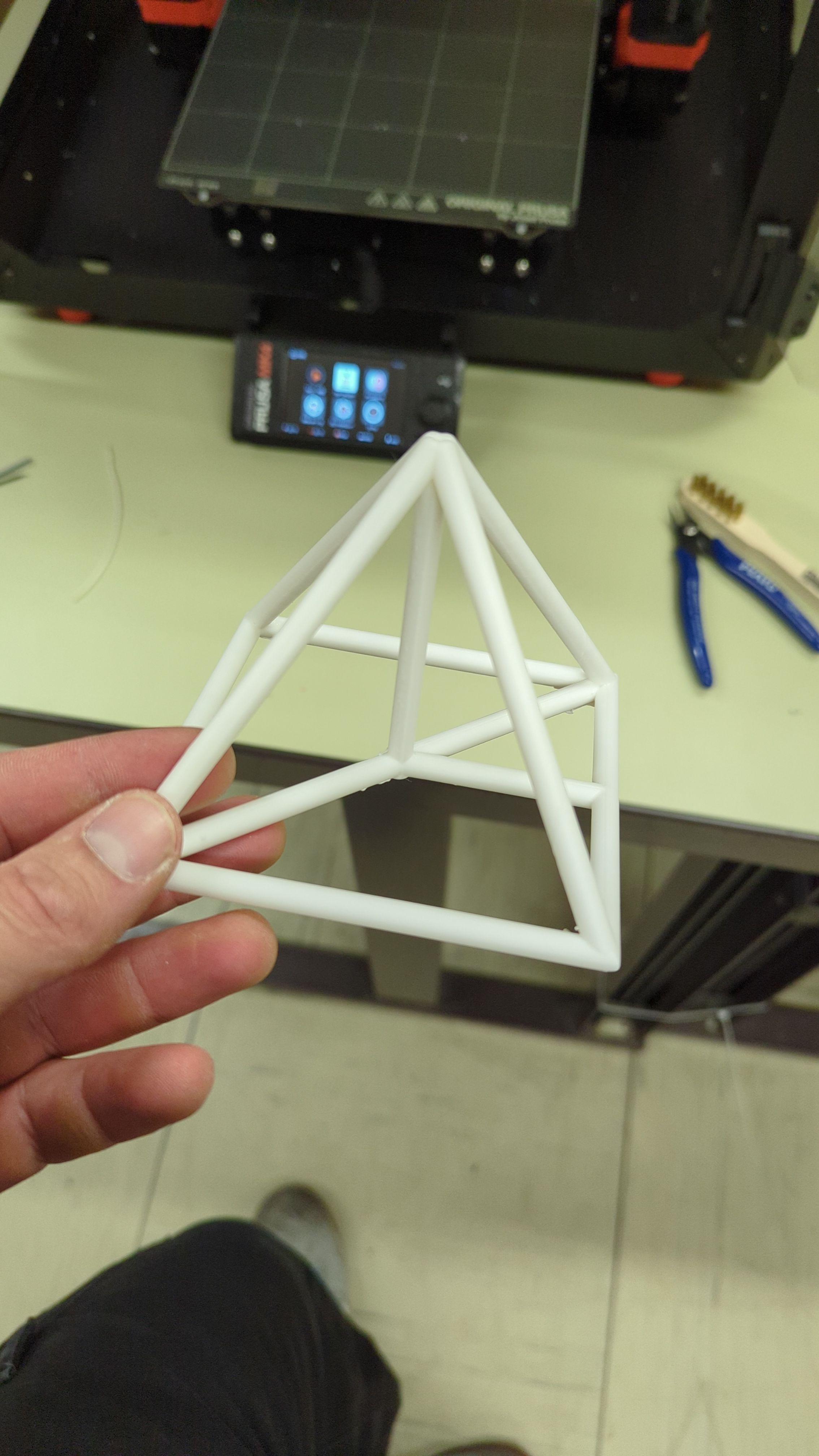 Color-Coded Pyramid Model for 3D Geometry — thumbnail 2
