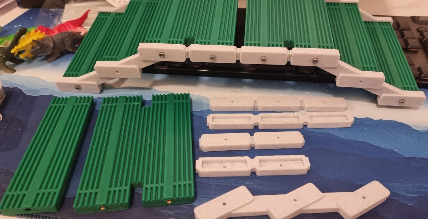 Small pet bridge/ramp/steps system