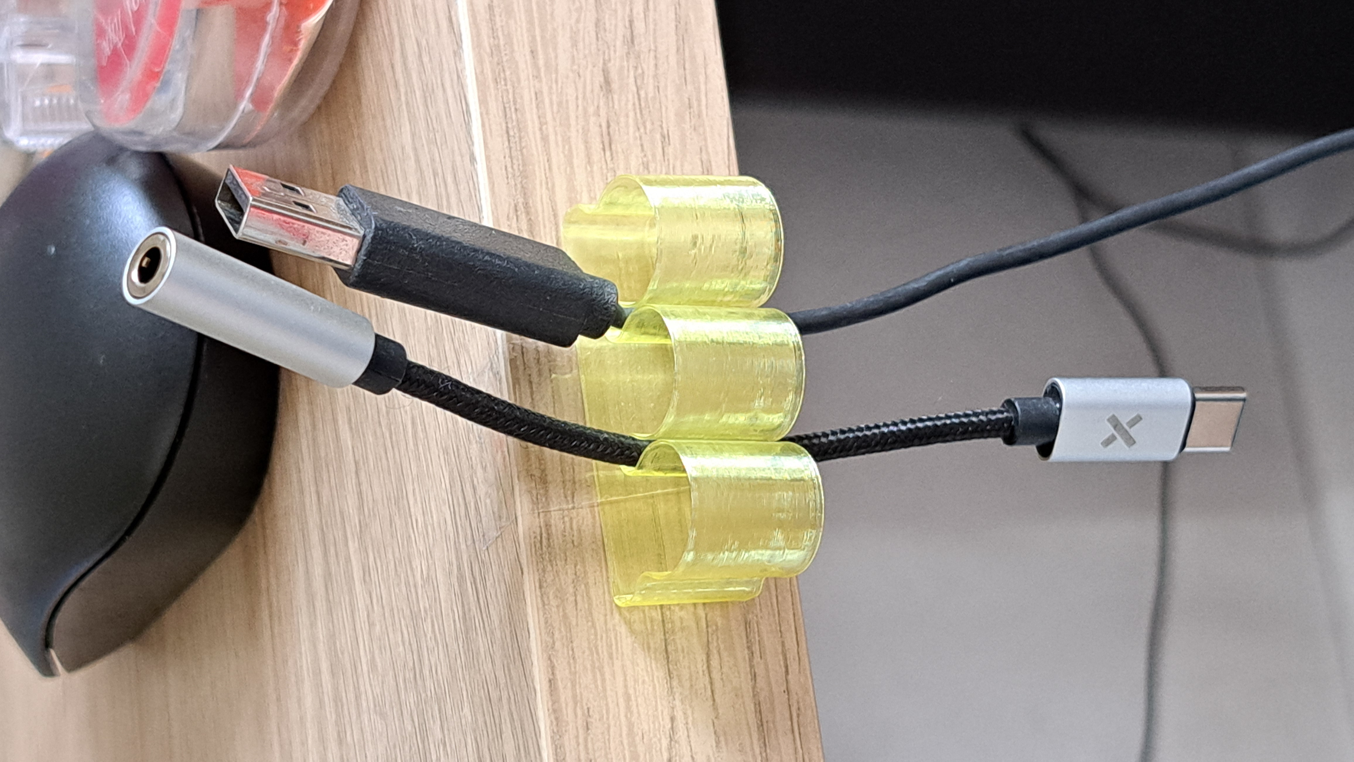Cable holder/Cable management , vase mod,  Customisable !!!!