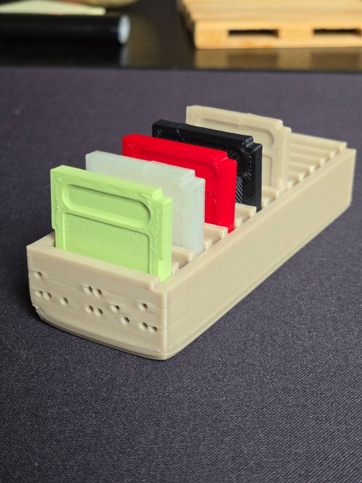 DMG kit Cart-holder