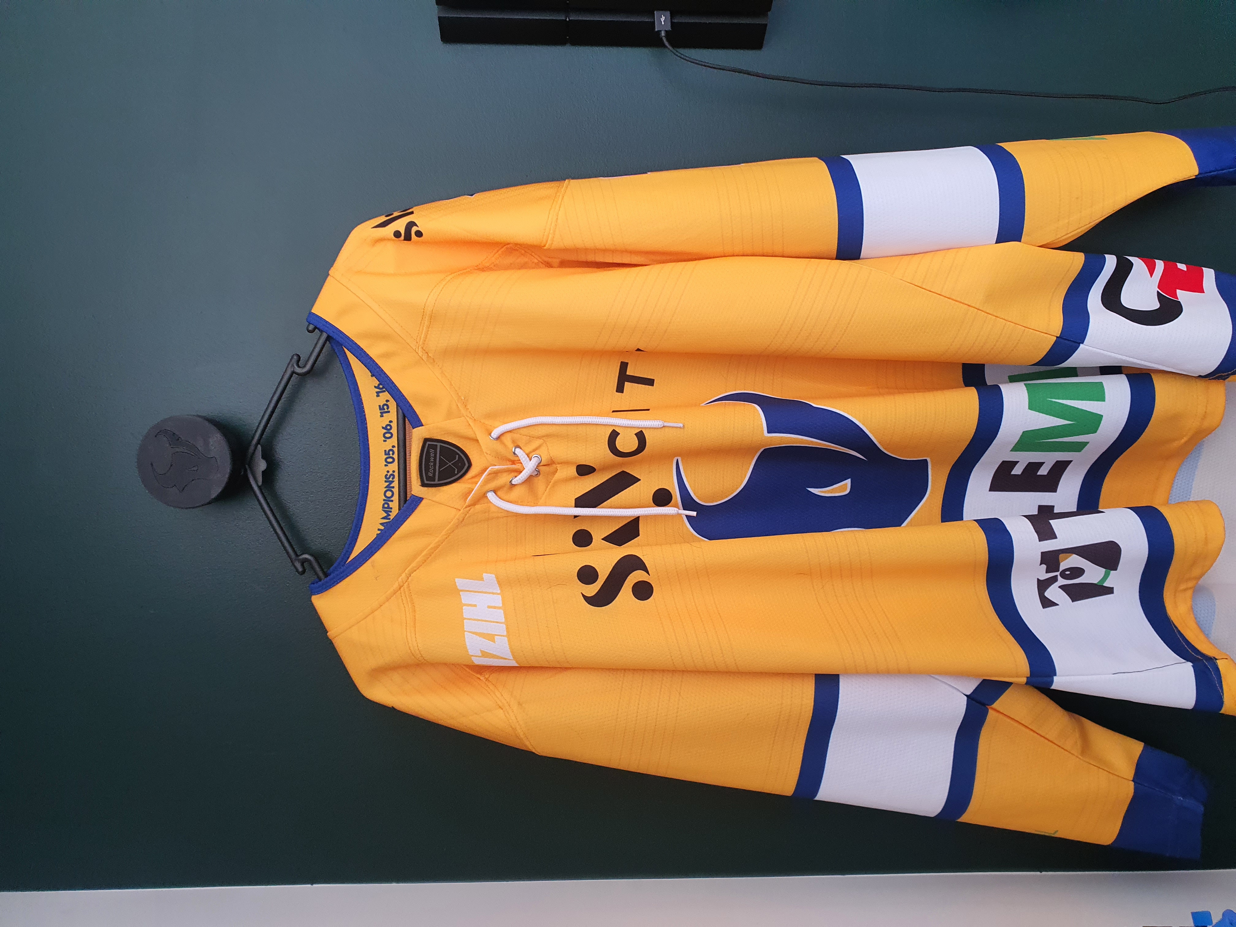 Hockey Jersey Hanger