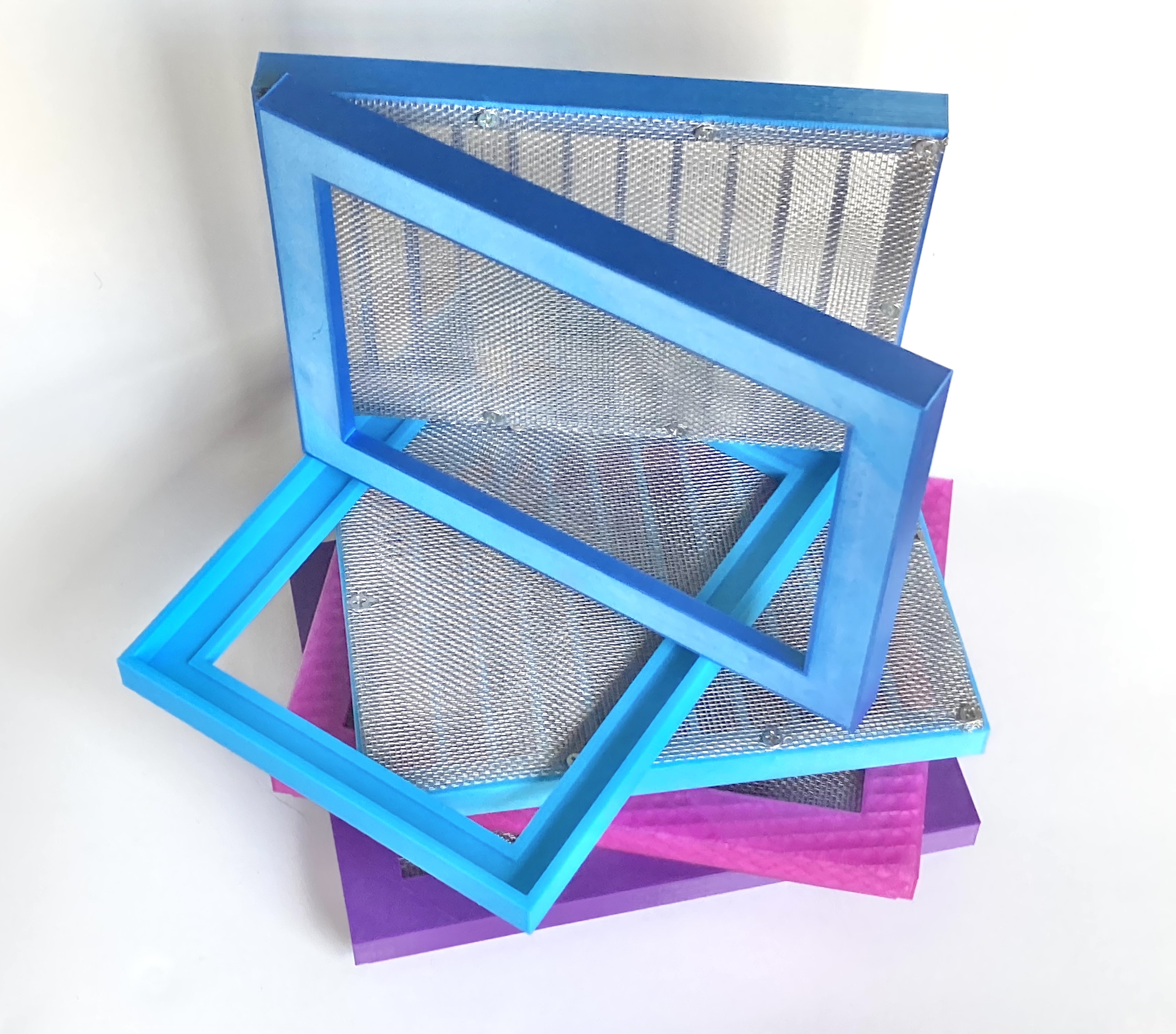 Papermaking Mould and Deckle