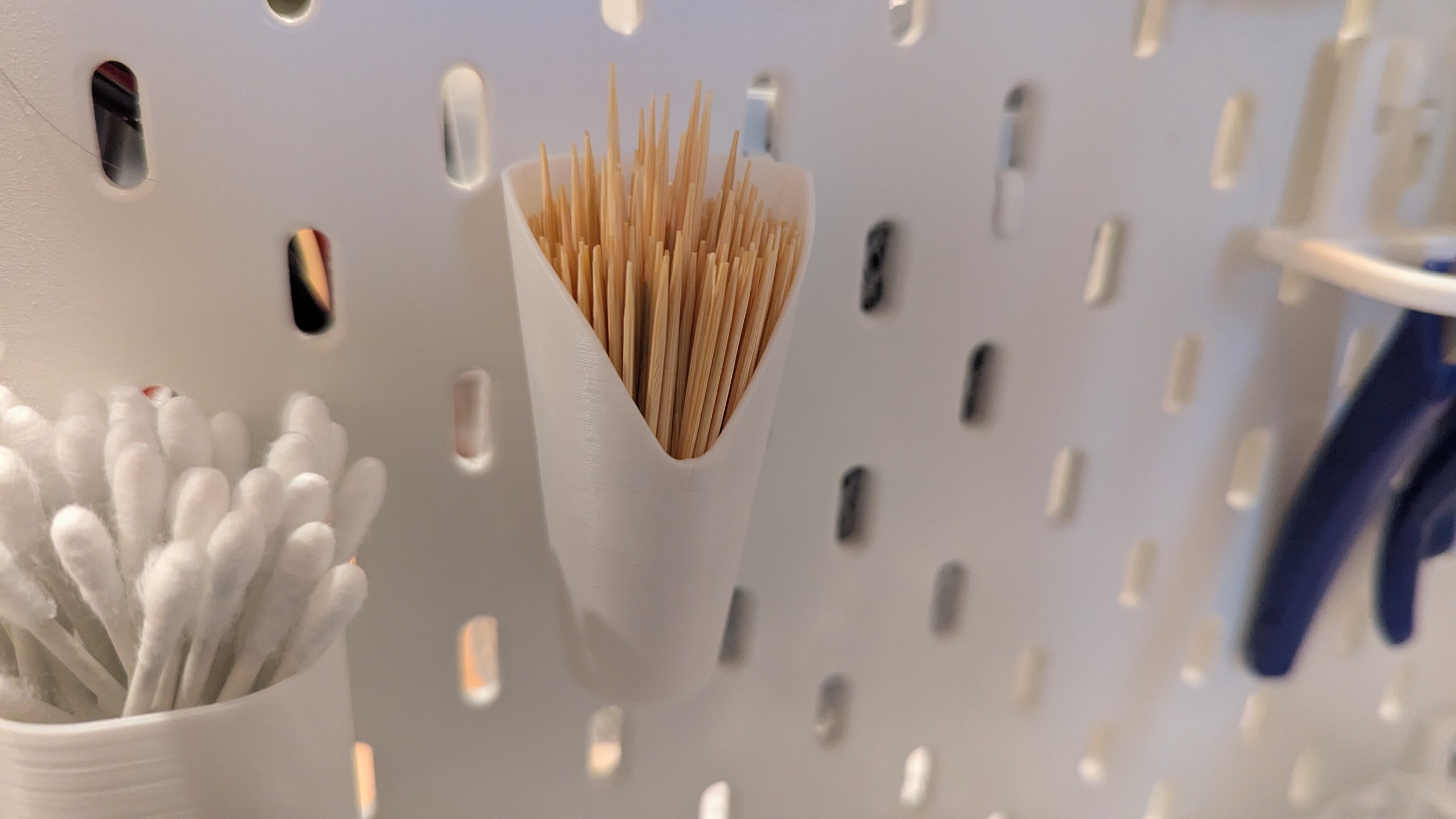 Skadis - small container (for toothpicks)