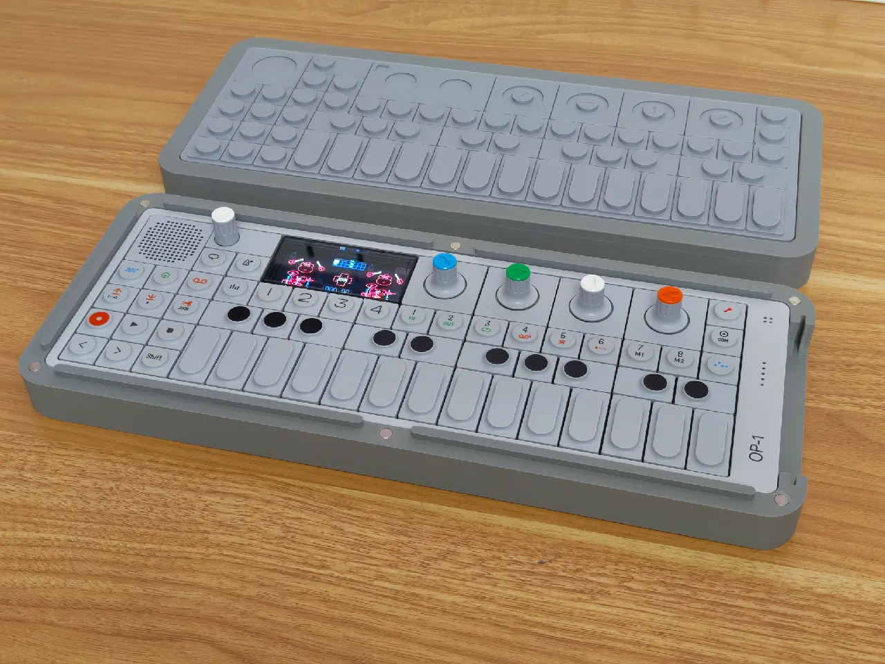 j.jレプロ3D&3Dスト Teenage Engineering OP-1 travel hard case | DJ audio