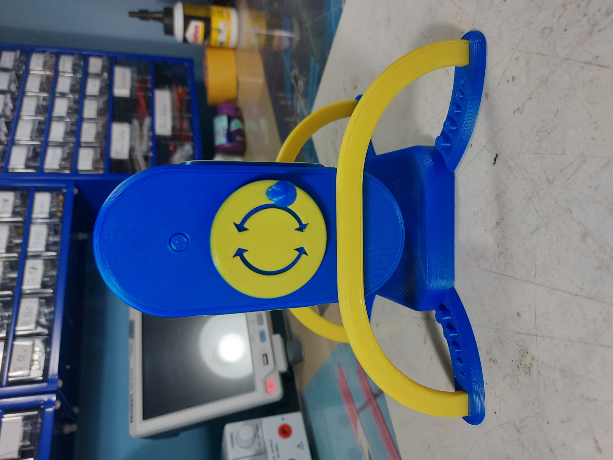 Dice roller by Ondrej Download free STL model